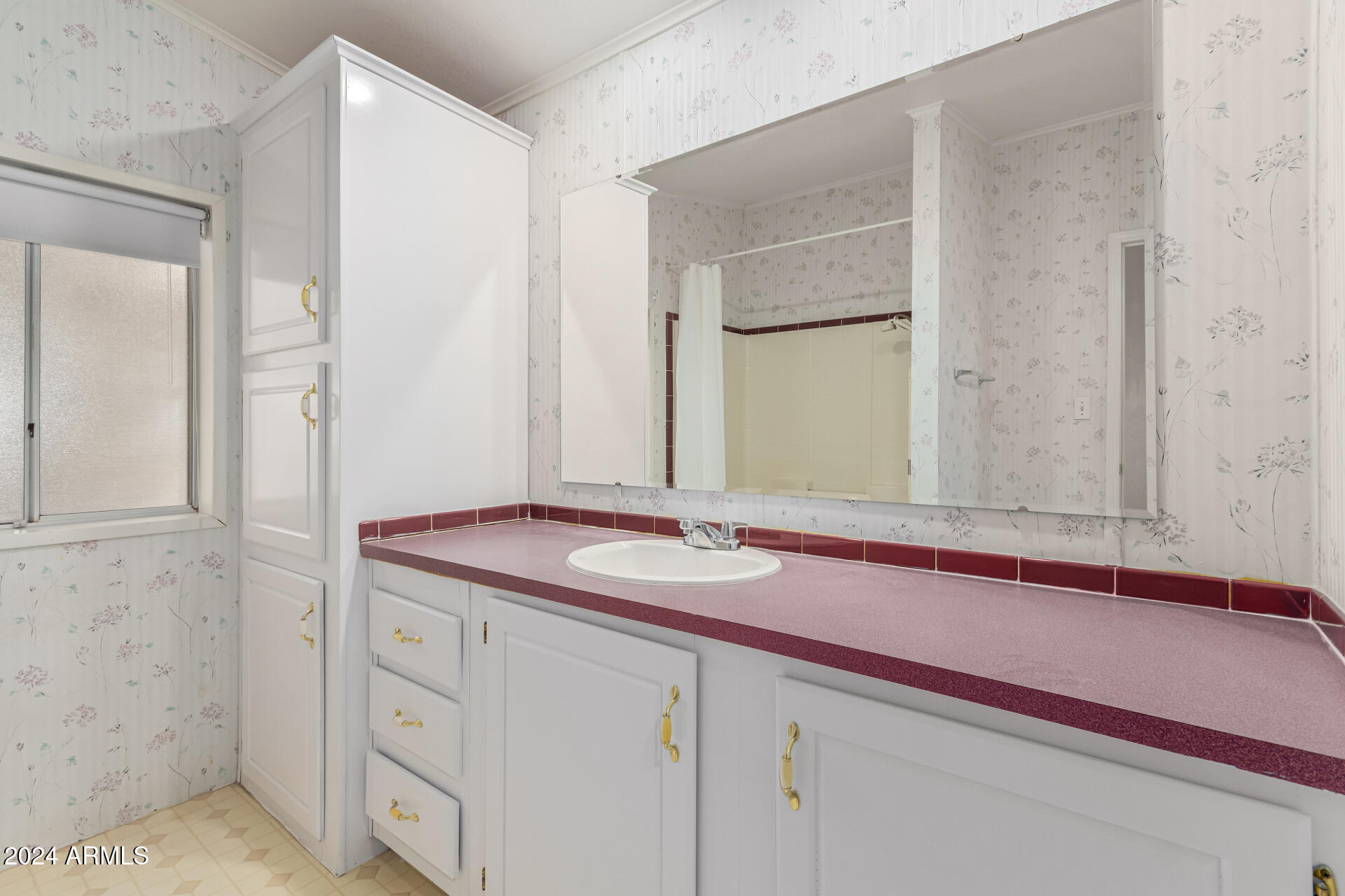 2609 W SOUTHERN Avenue, 52