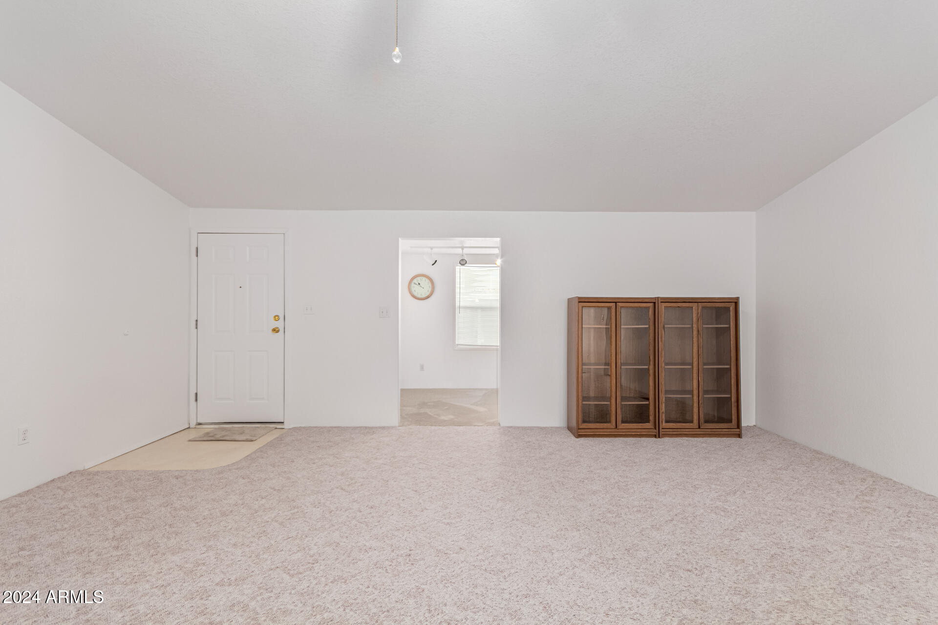 2609 W SOUTHERN Avenue, 52