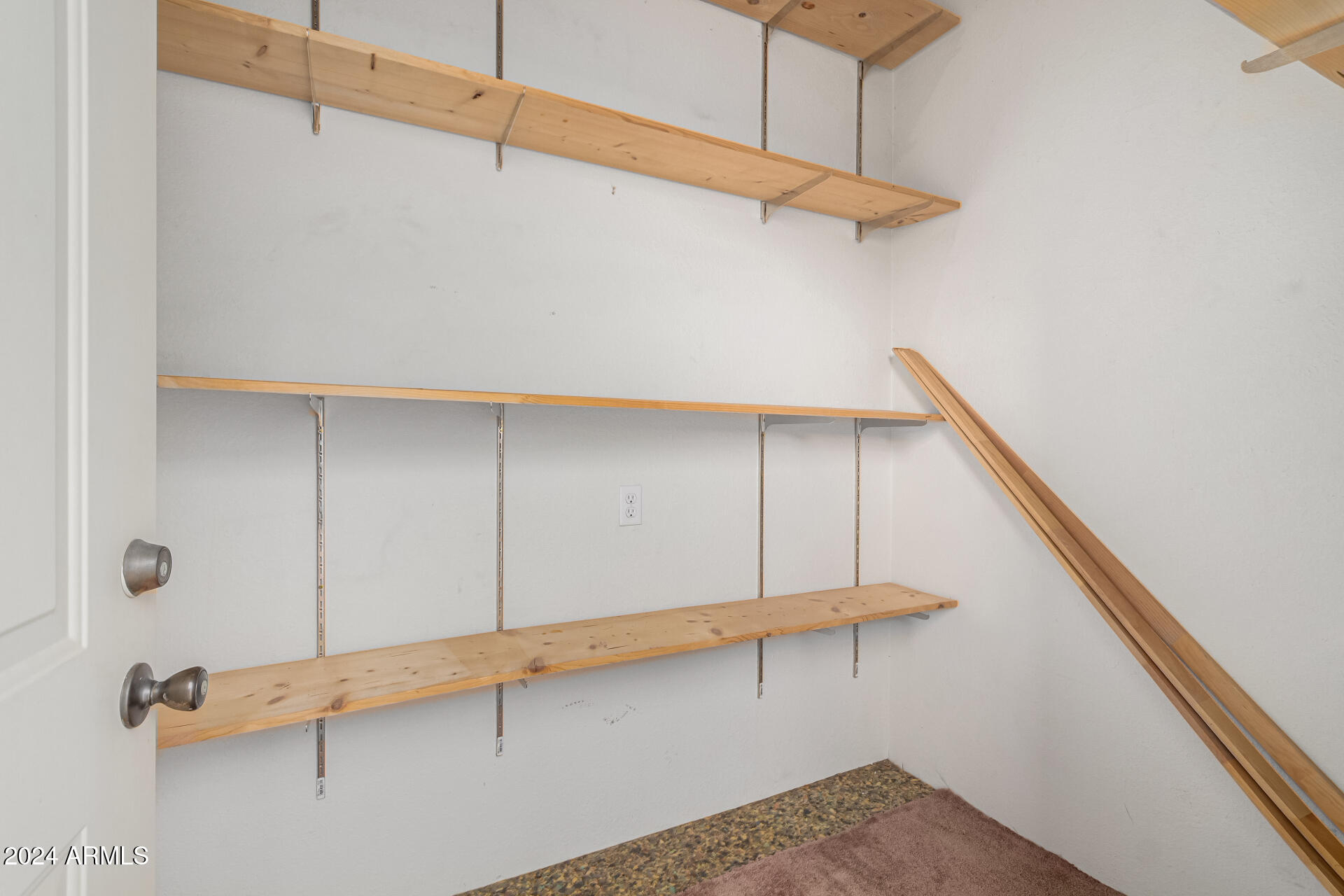 2609 W SOUTHERN Avenue, 52