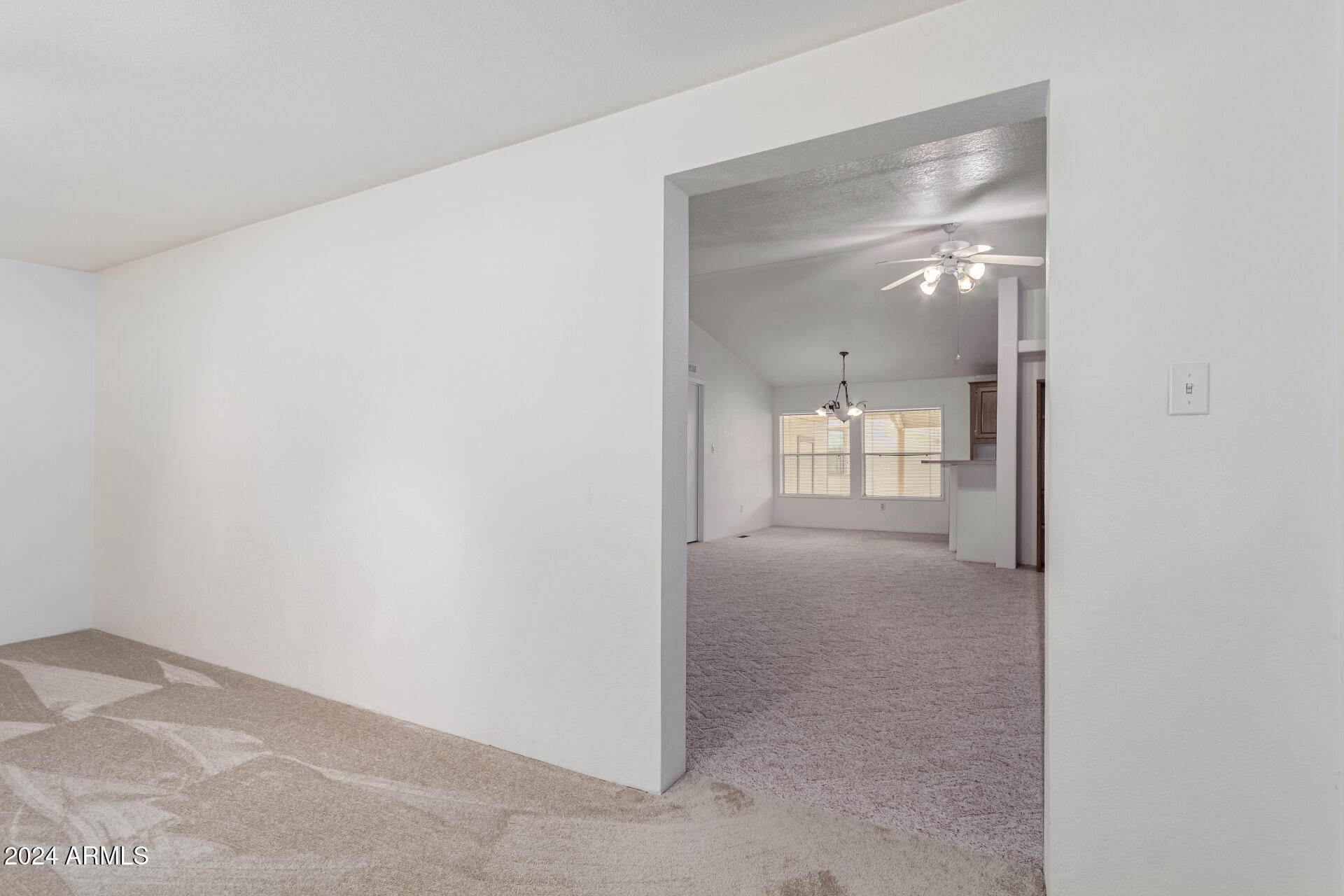 2609 W SOUTHERN Avenue, 52