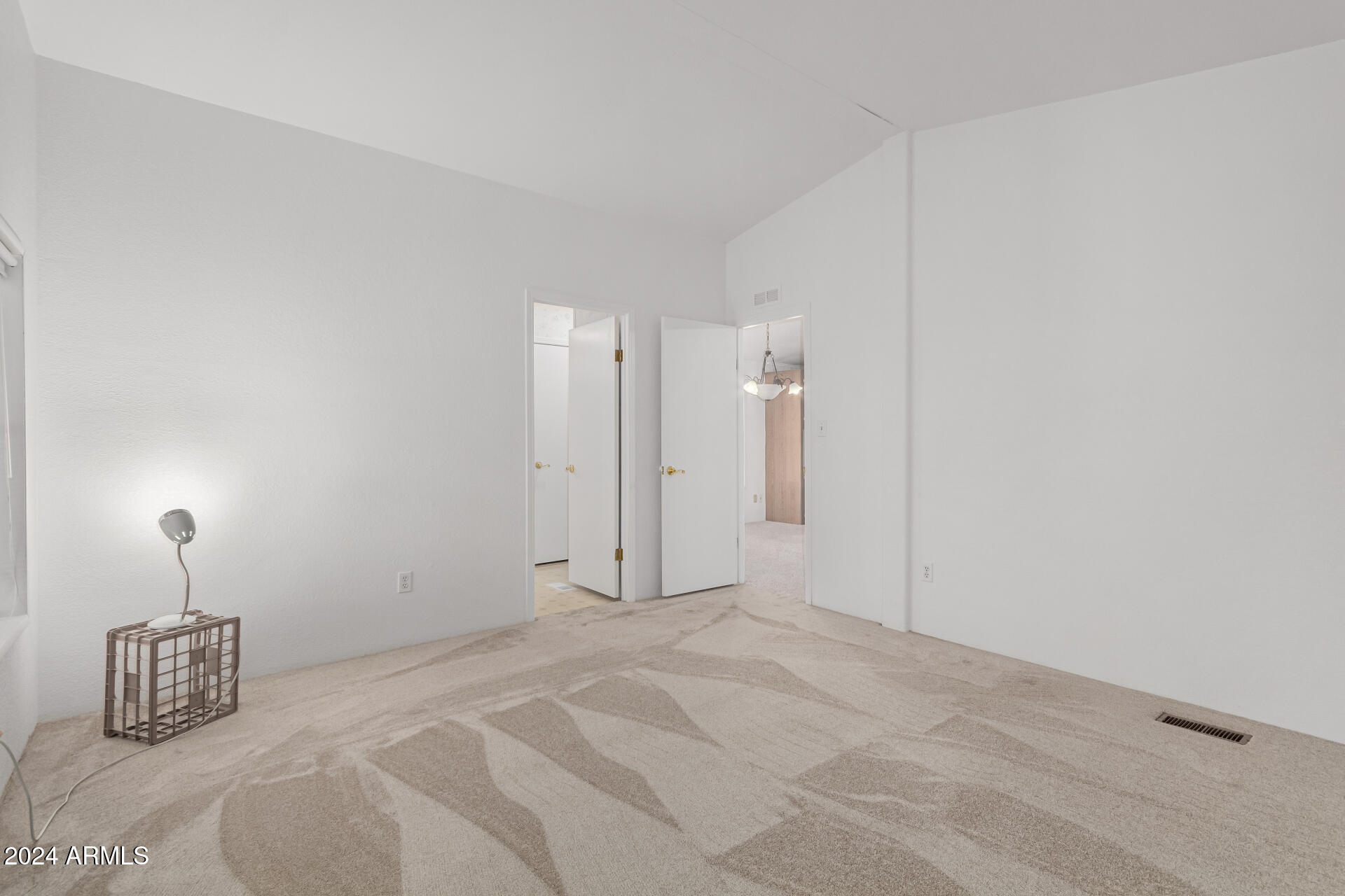 2609 W SOUTHERN Avenue, 52