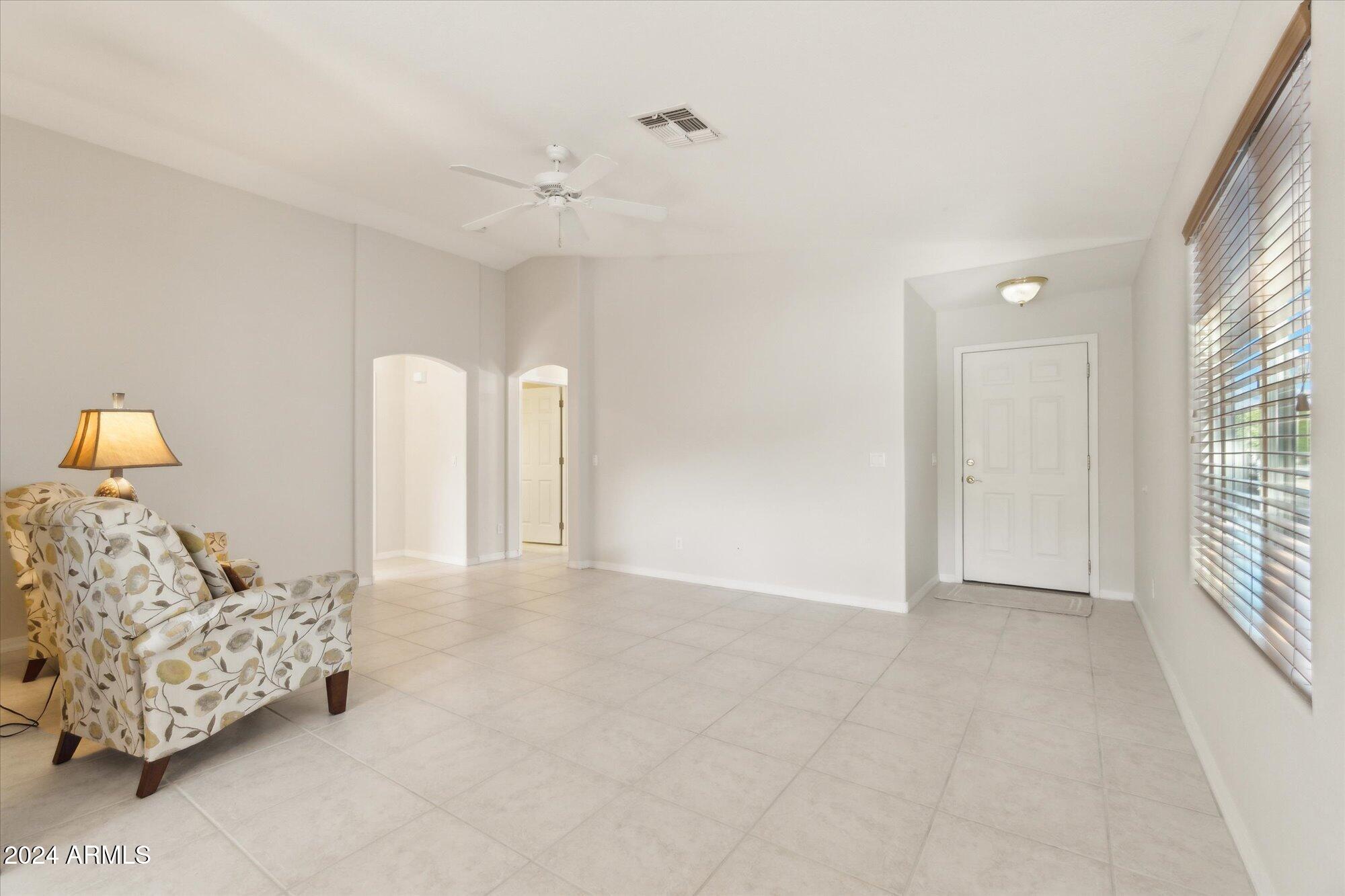 3371 E TORREY PINES Lane