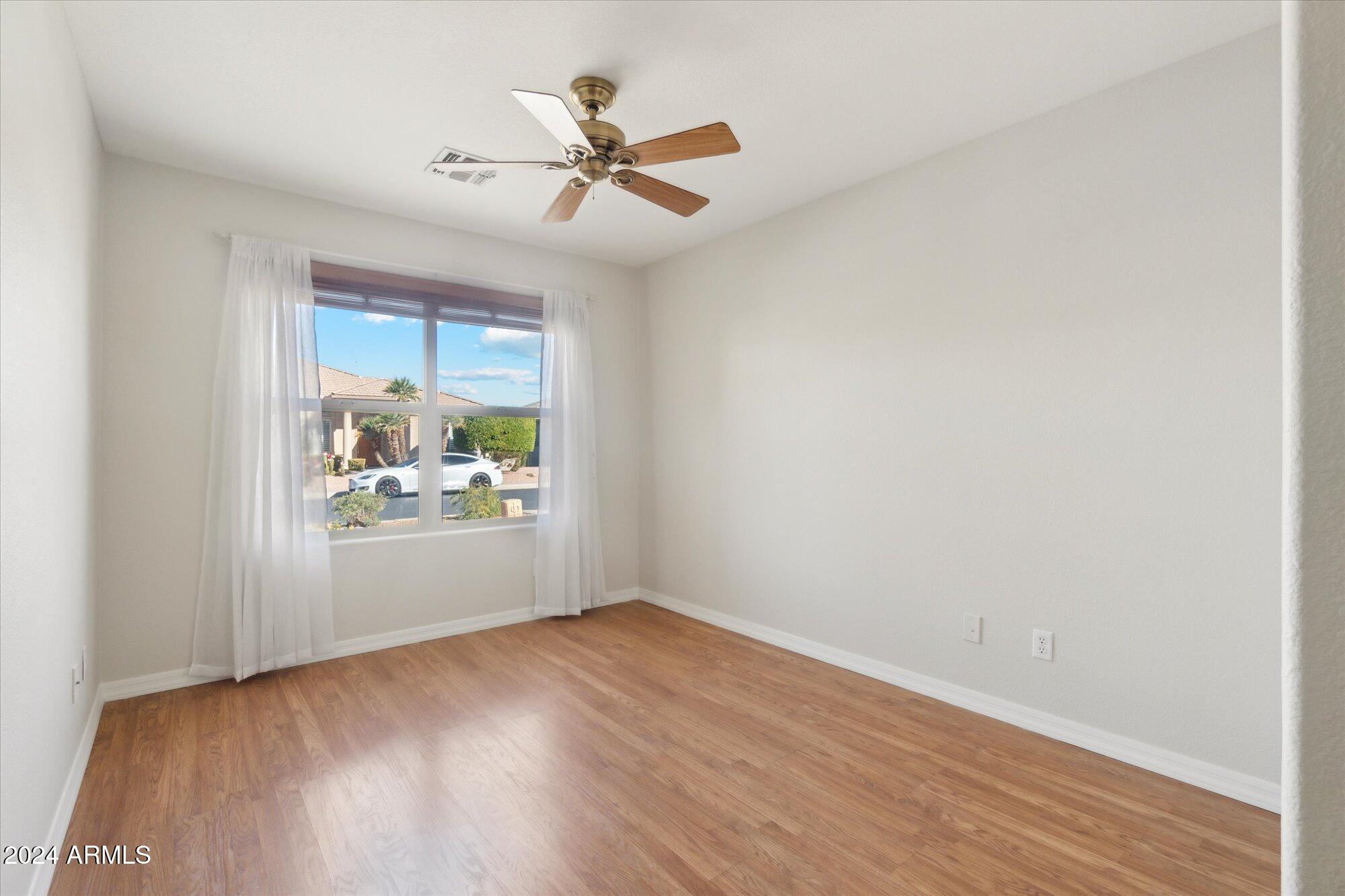 3371 E TORREY PINES Lane