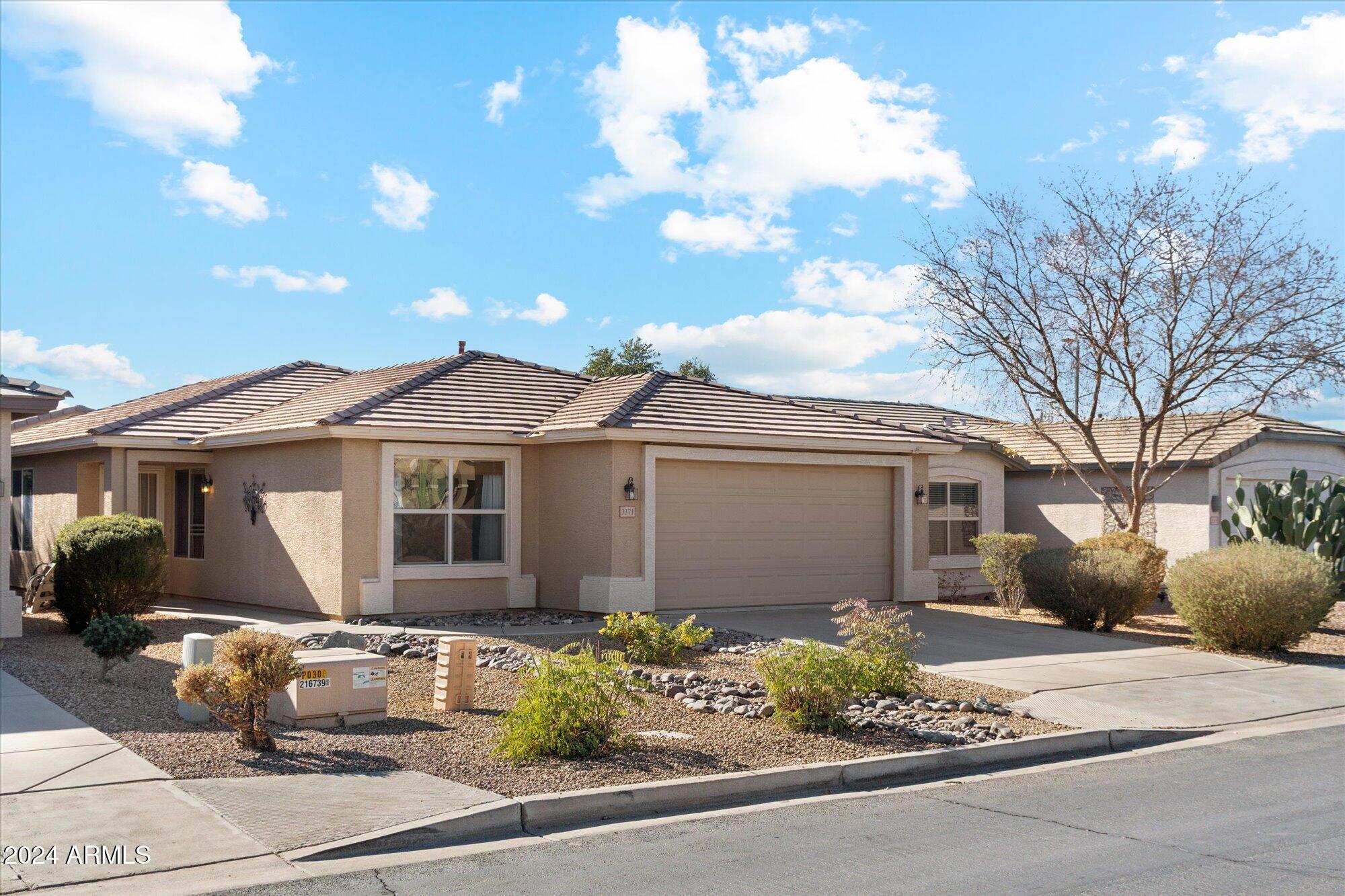 3371 E TORREY PINES Lane