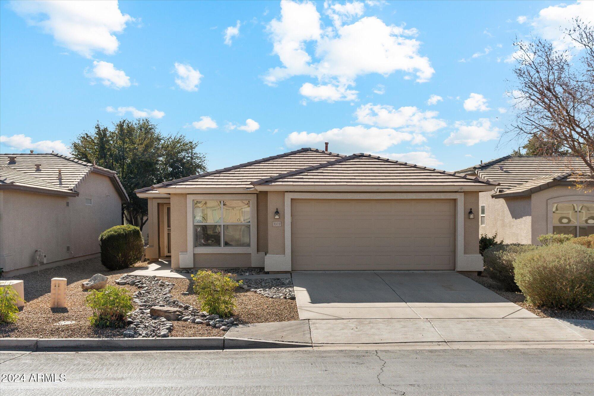3371 E TORREY PINES Lane
