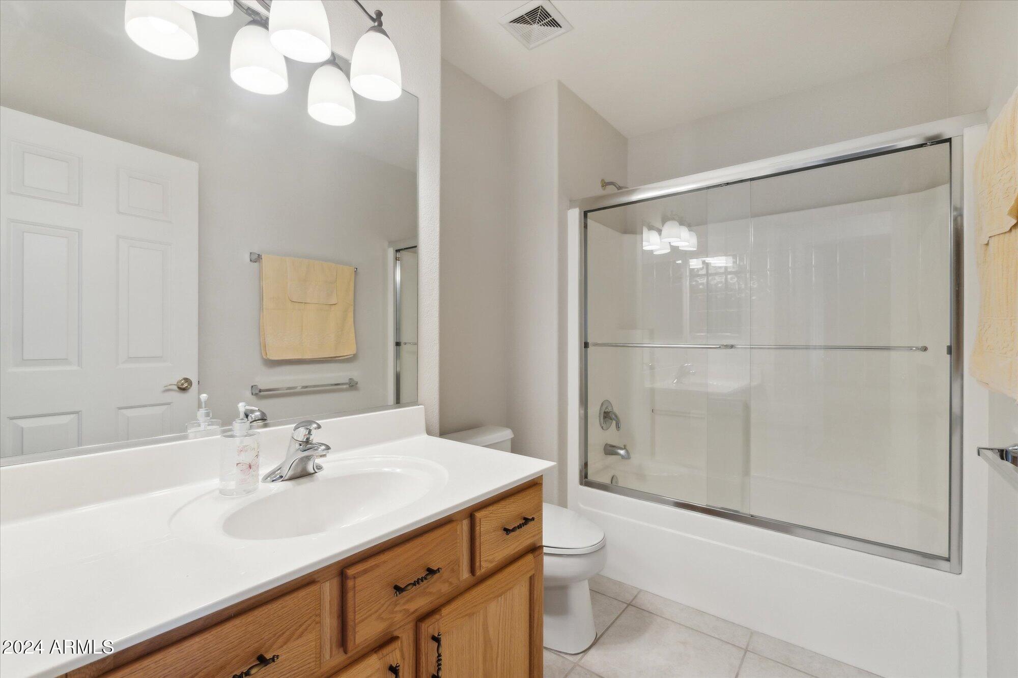 3371 E TORREY PINES Lane