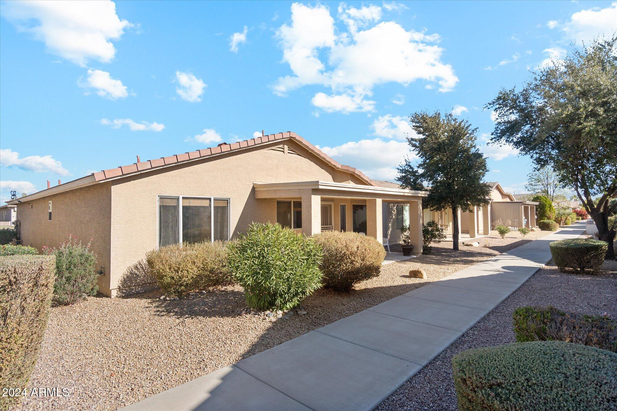 3371 E TORREY PINES Lane