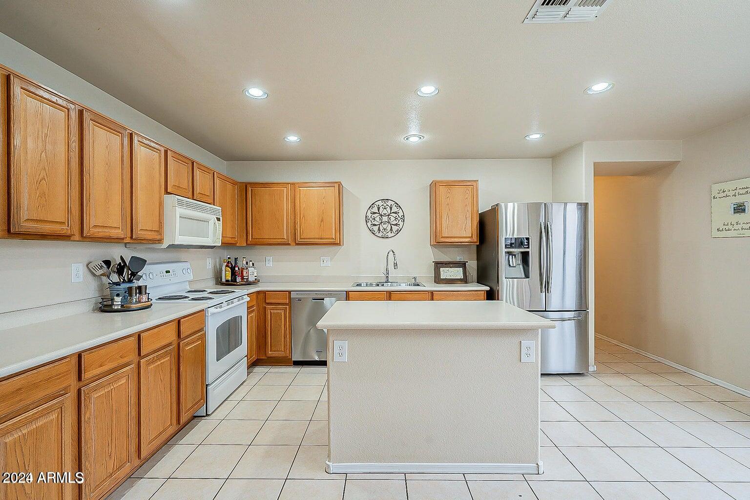 11526 W SCOTTS Drive