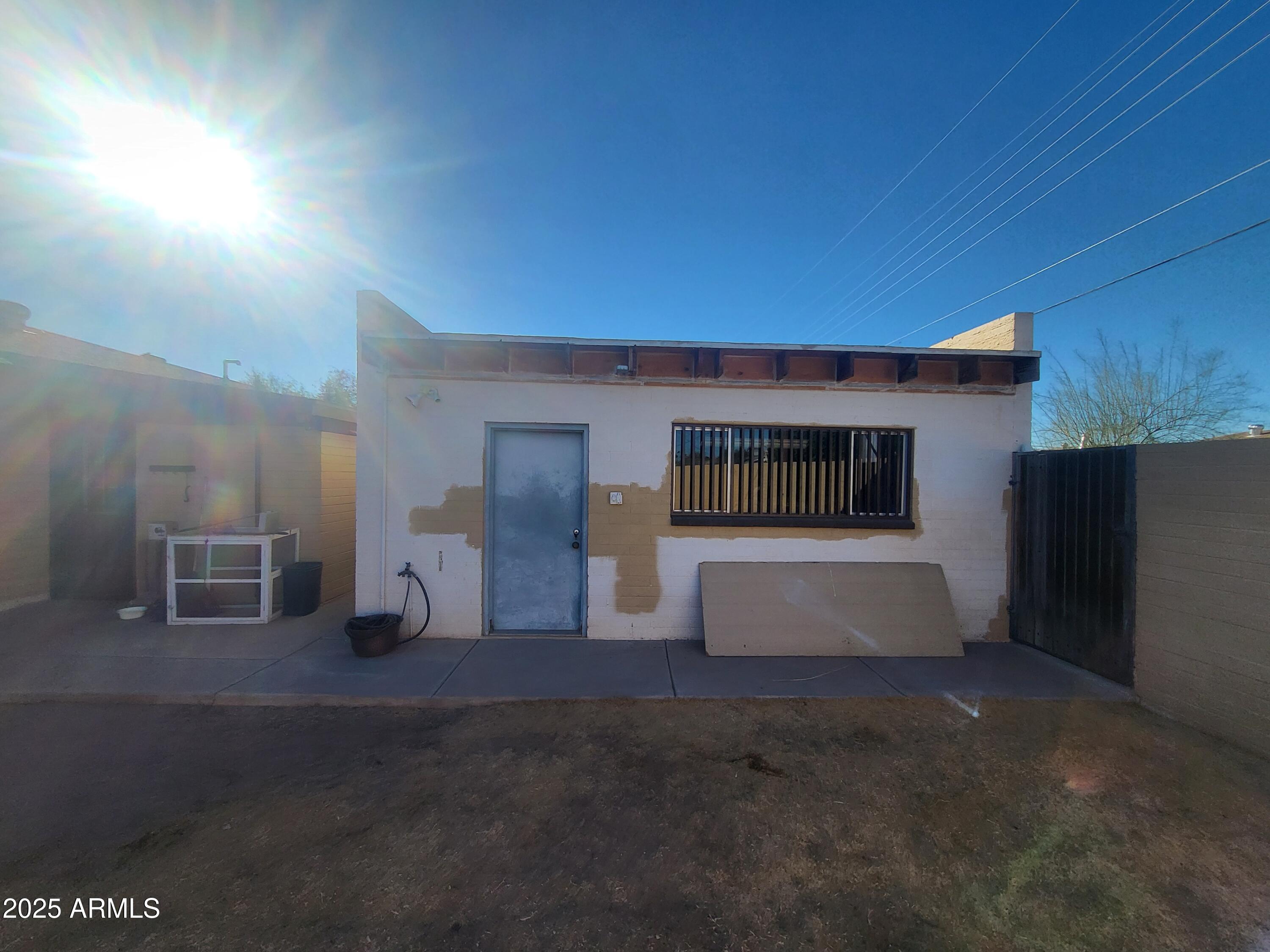 1540 W 6TH Street