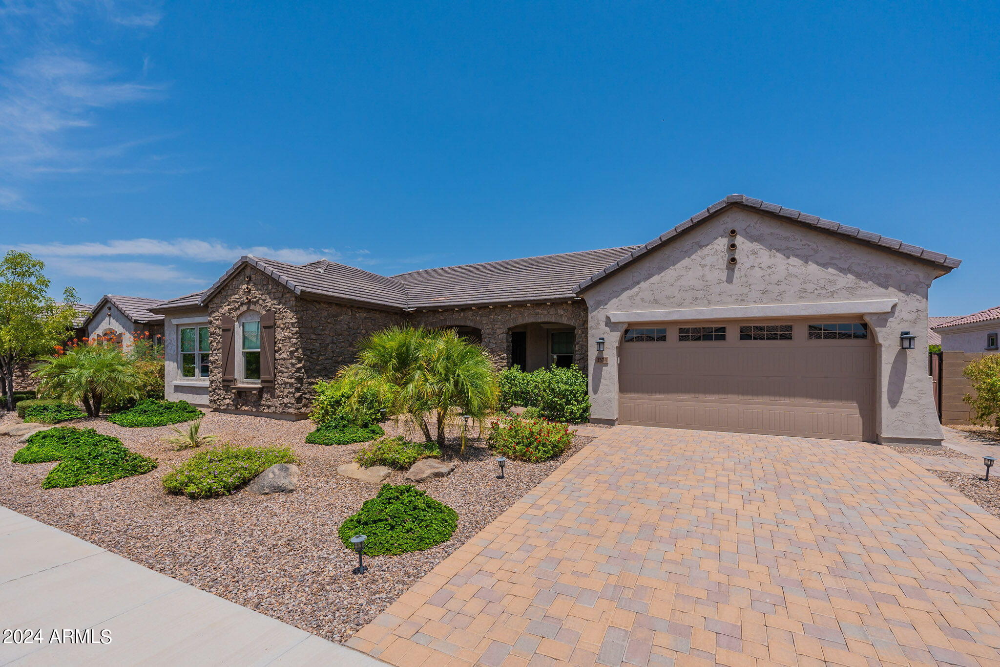 3574 E GEMINI Place