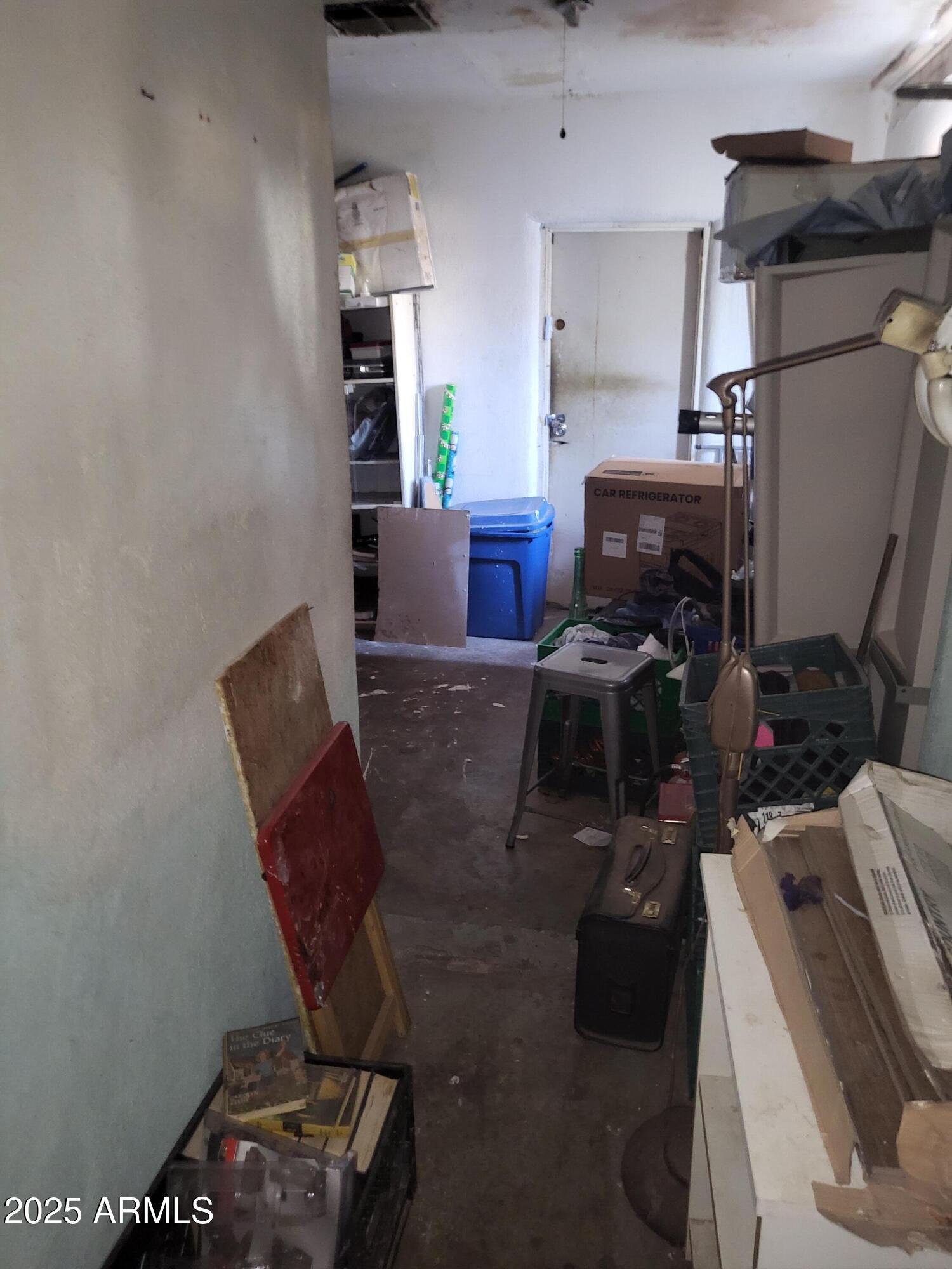 558 W Pepper Place