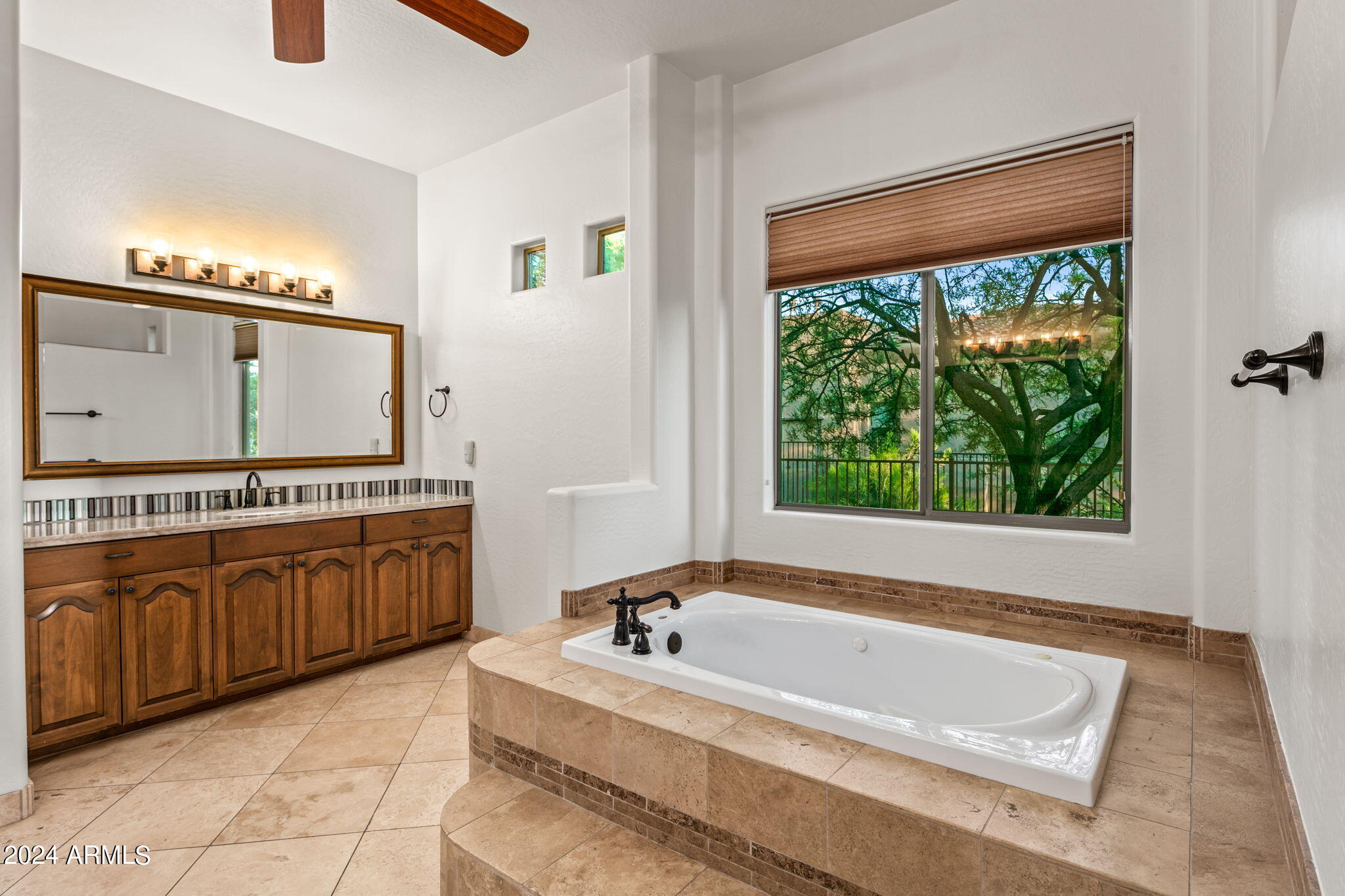 36578 N BOULDER VIEW Drive