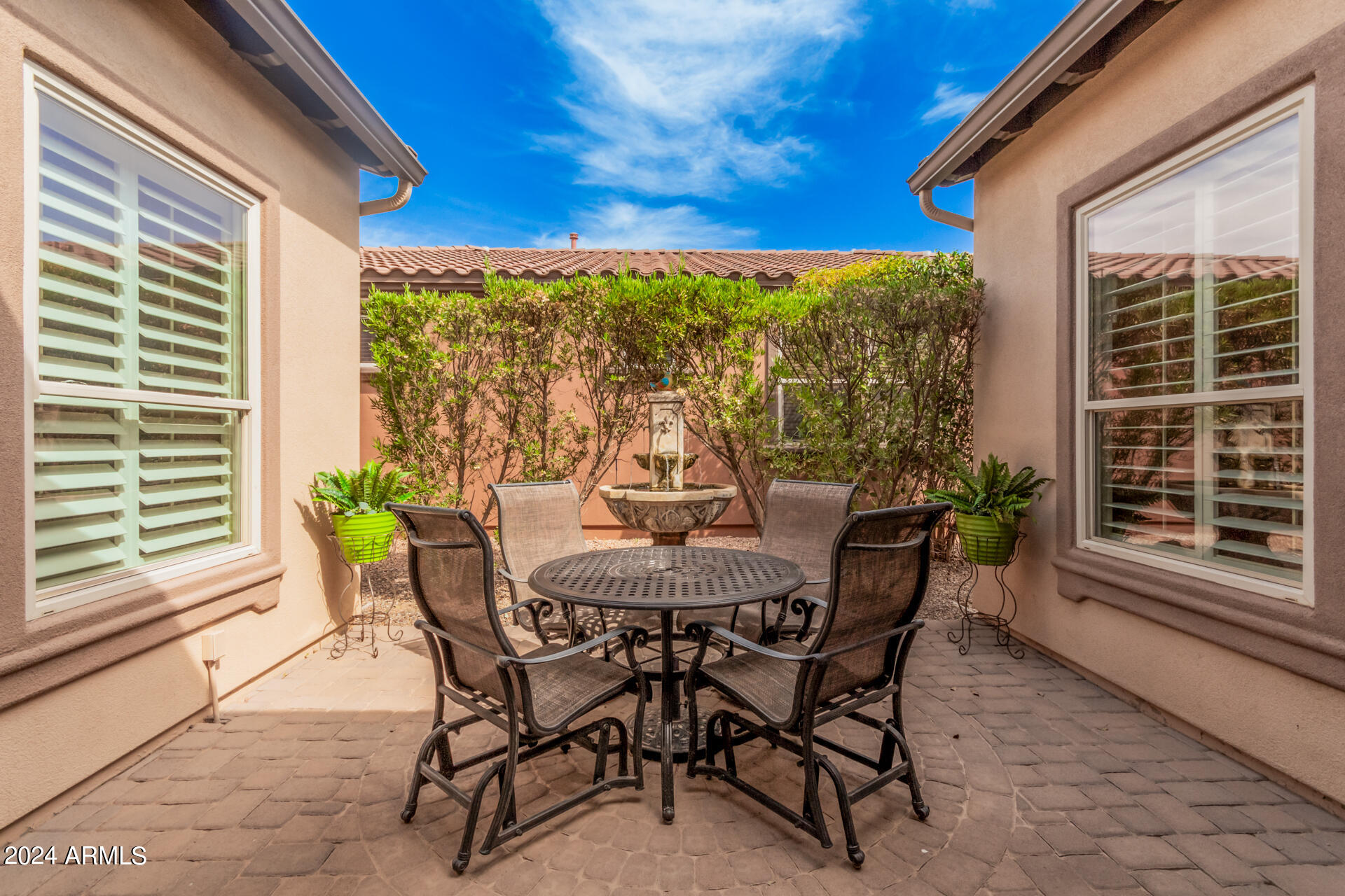 1534 E SWEET CITRUS Drive
