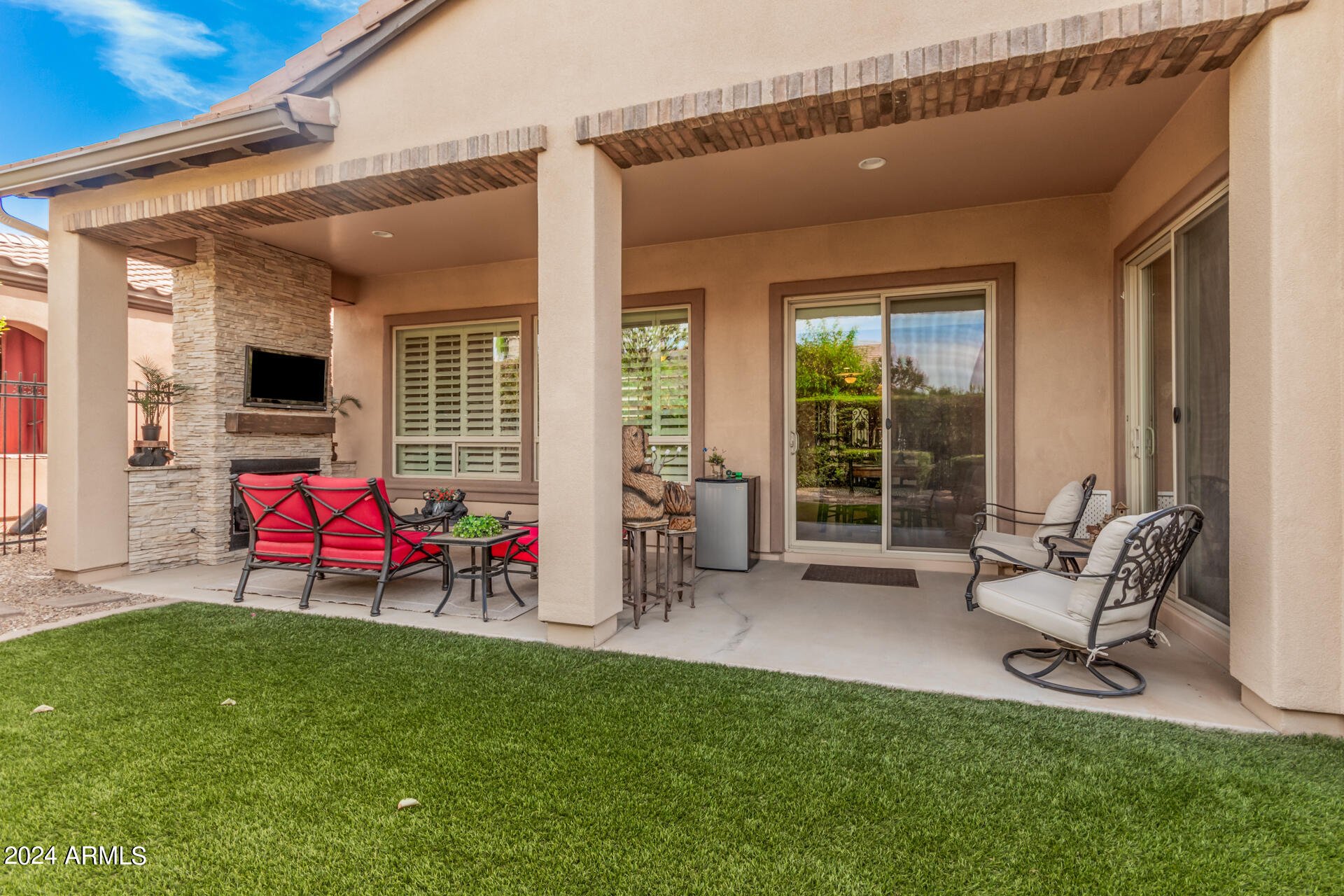 1534 E SWEET CITRUS Drive
