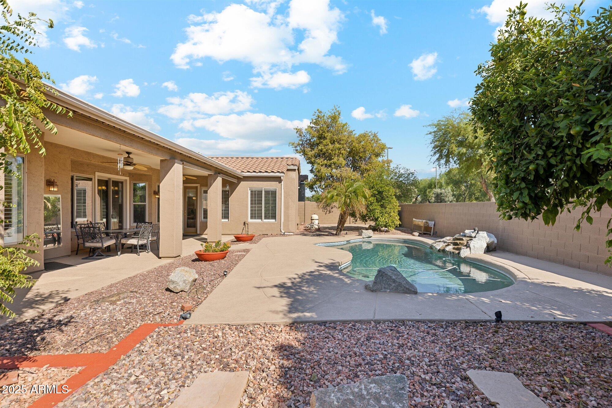 3165 E INDIGO BAY Drive