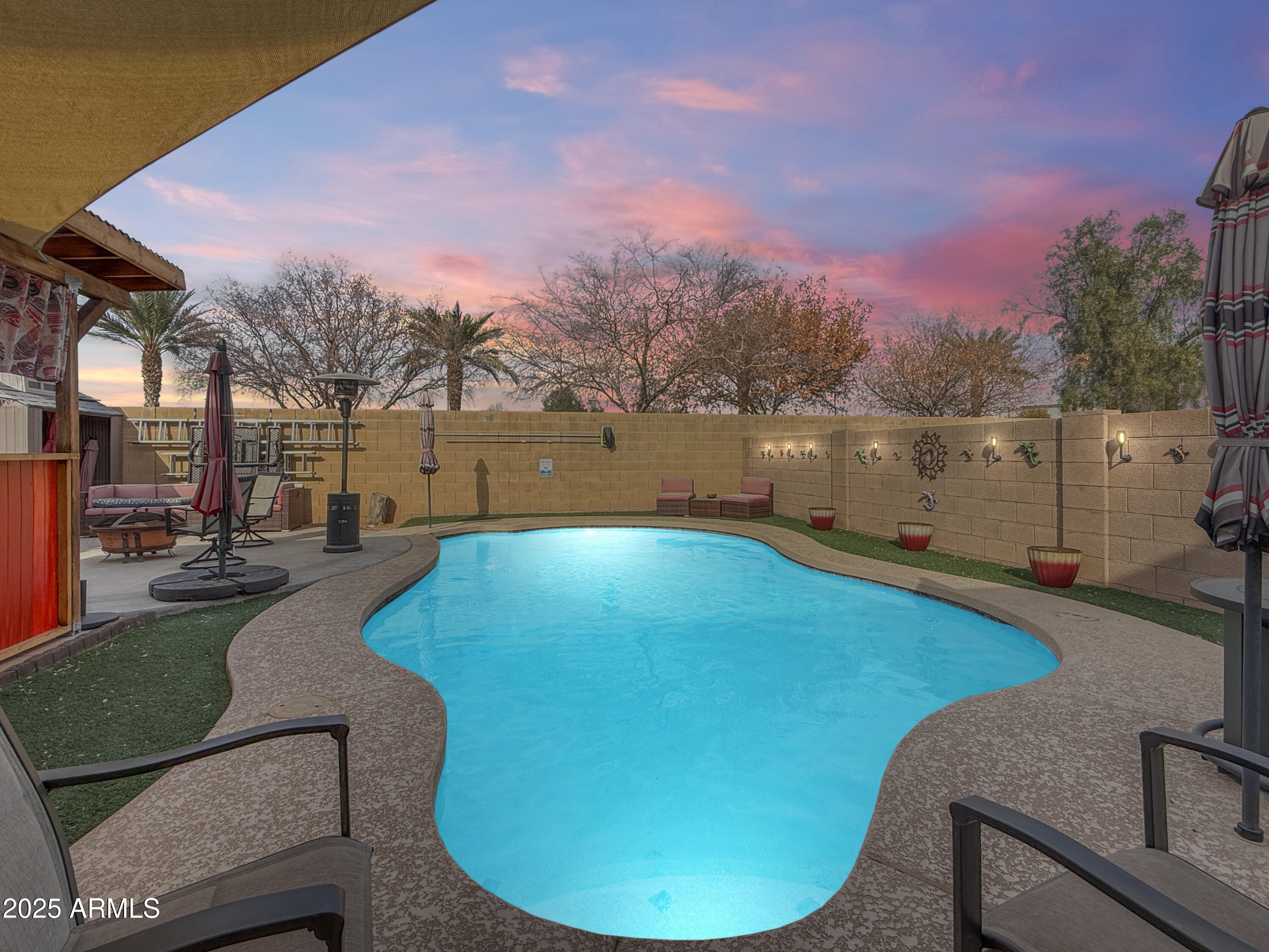 12922 W SHARON Drive