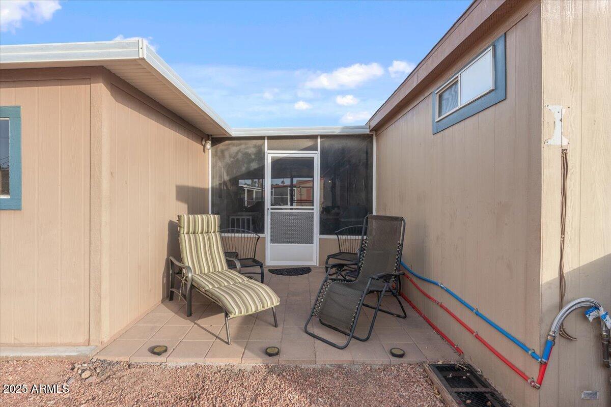2208 W BASELINE Avenue, 94