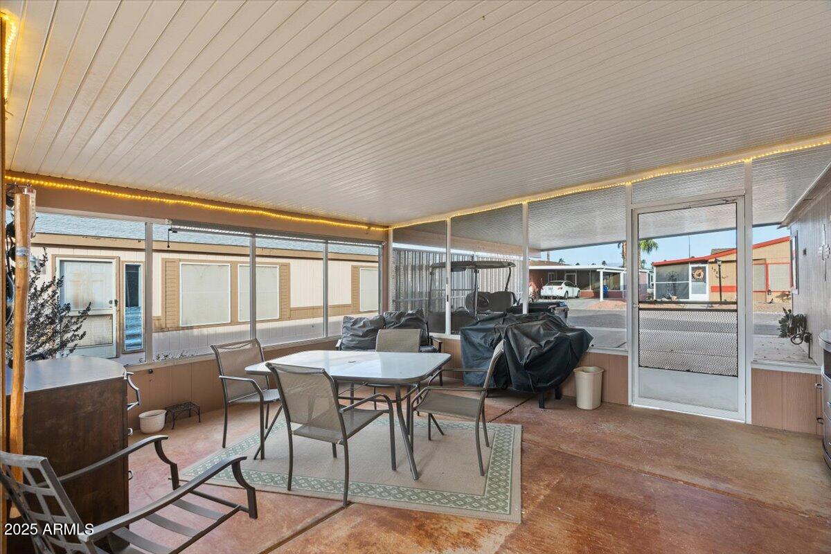 2208 W BASELINE Avenue, 94