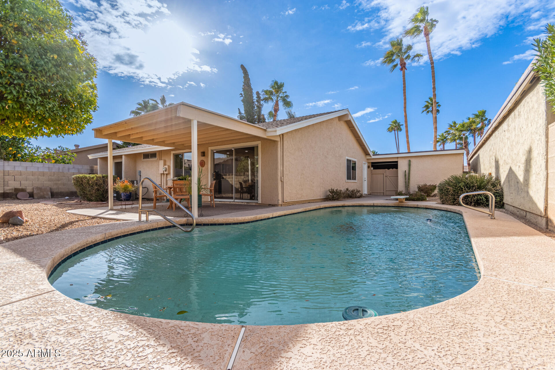 7517 N VIA DEL ELEMENTAL