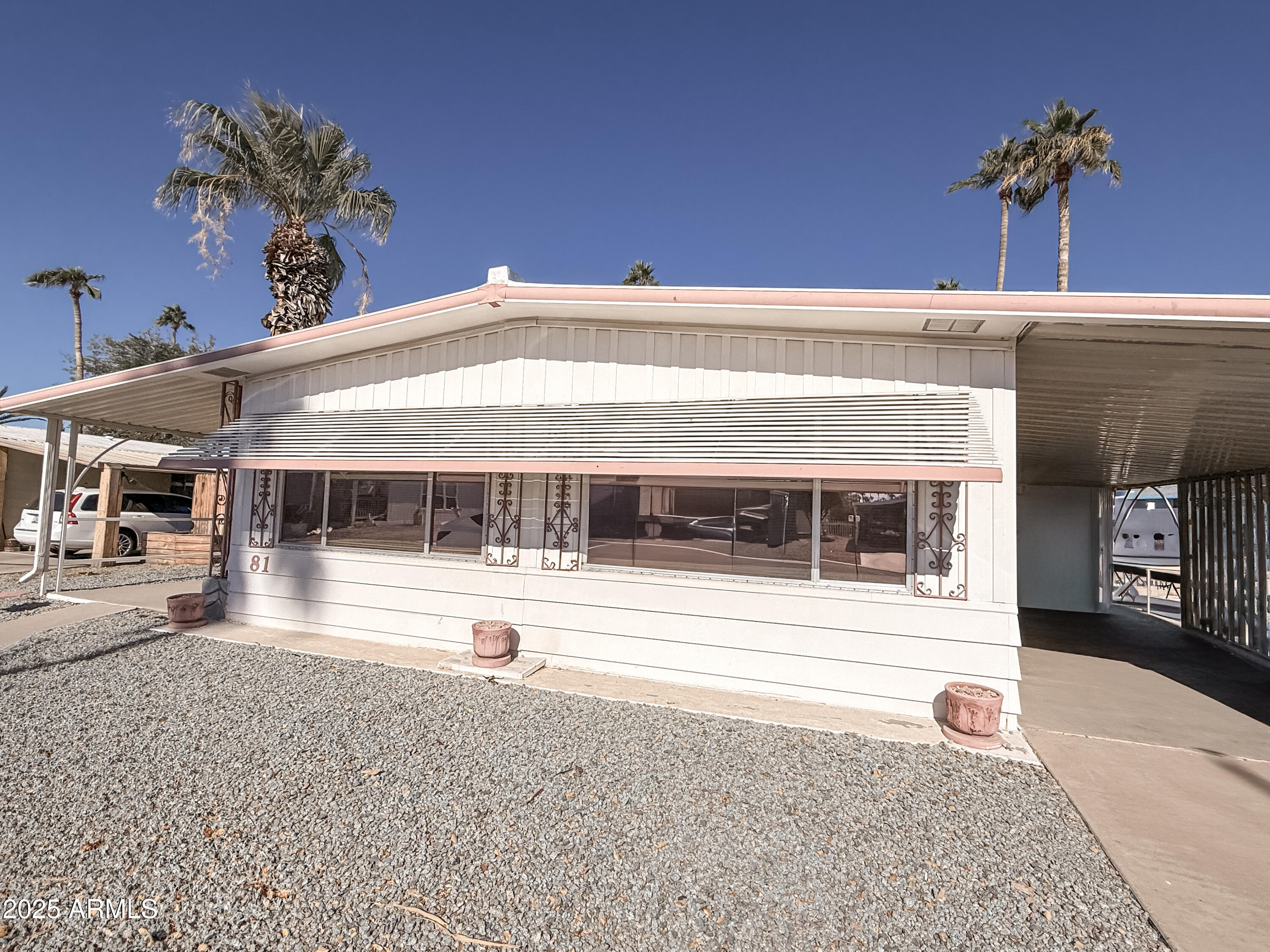 120 N Val Vista Drive # 81