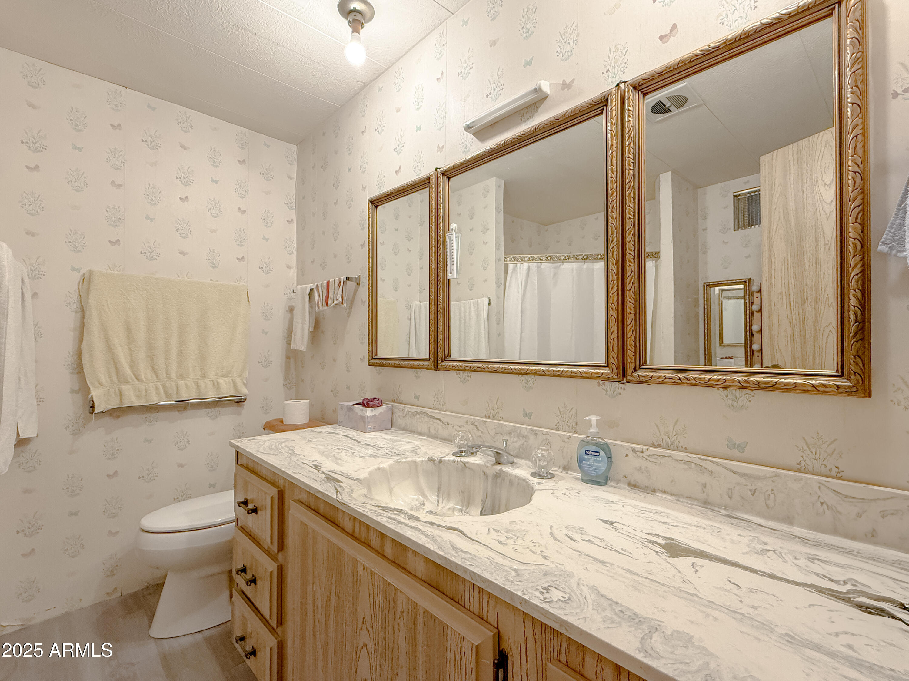 120 N Val Vista Drive # 81