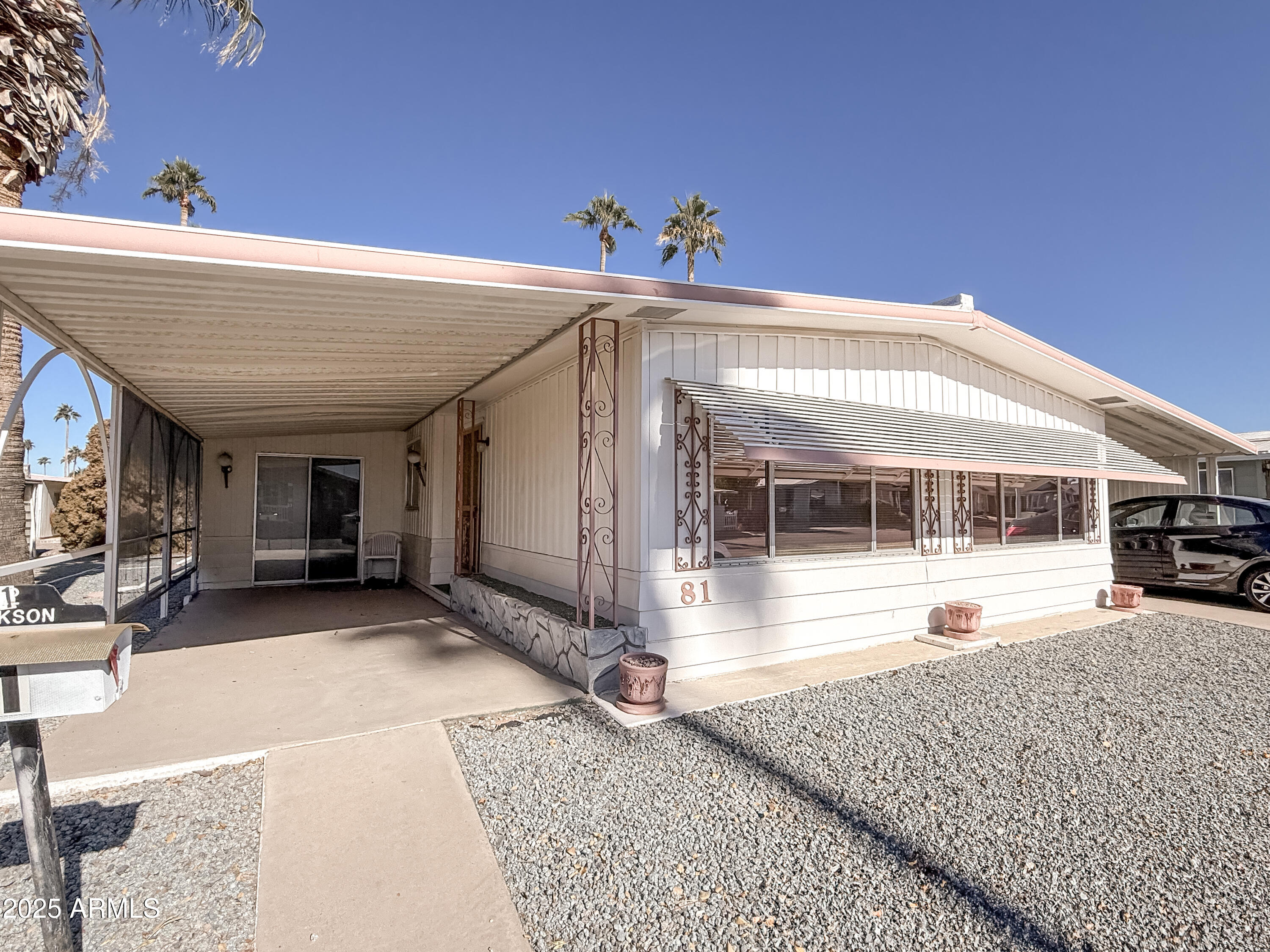 120 N Val Vista Drive # 81