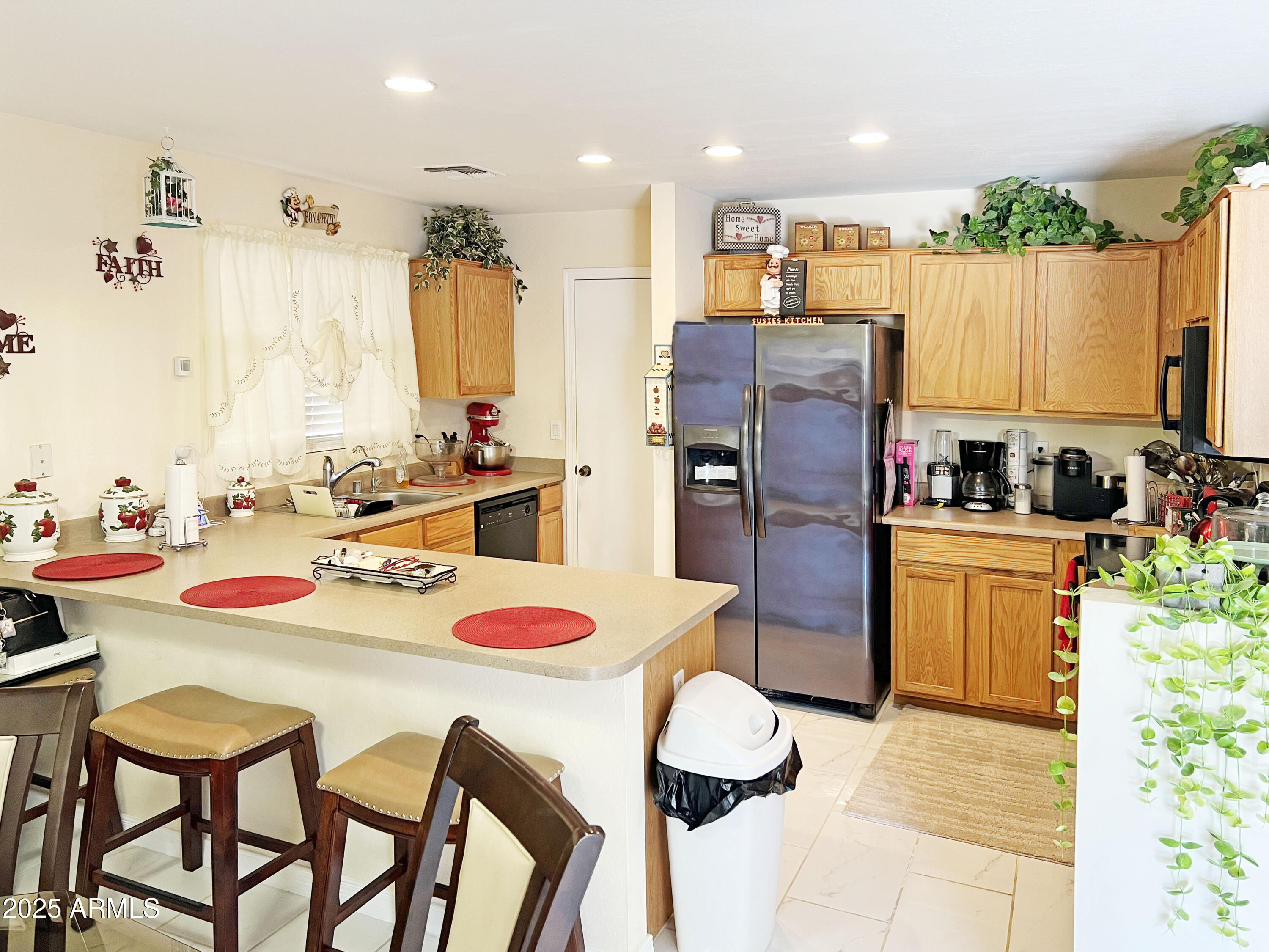 5725 E GOOD PASTURE Lane