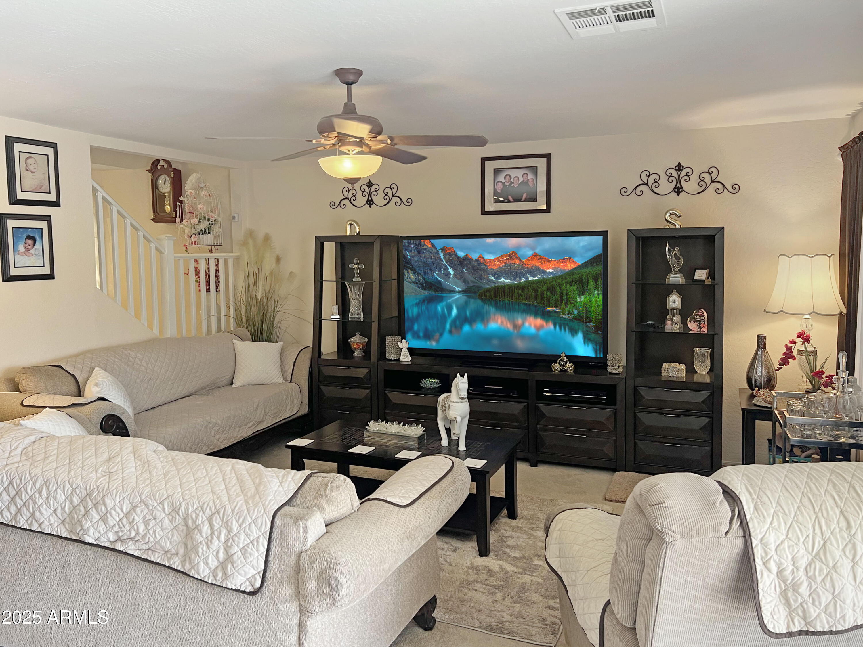 5725 E GOOD PASTURE Lane