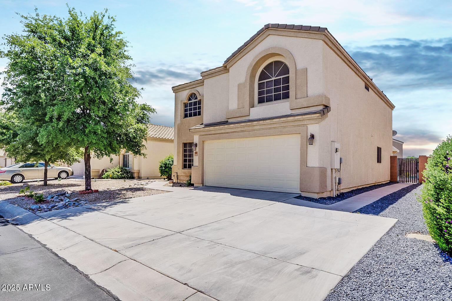 5725 E GOOD PASTURE Lane