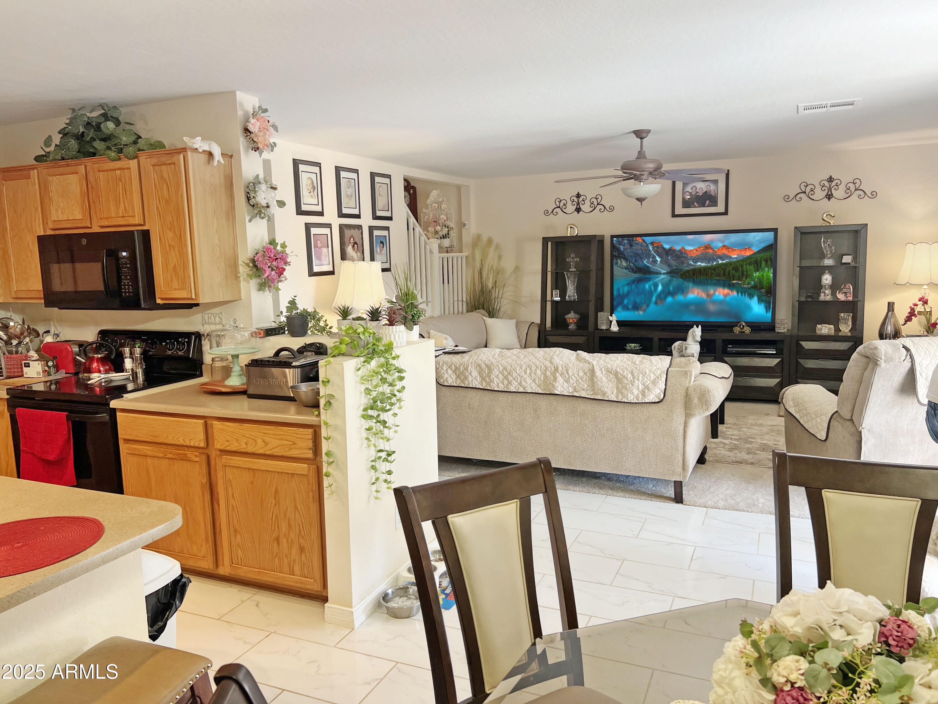 5725 E GOOD PASTURE Lane