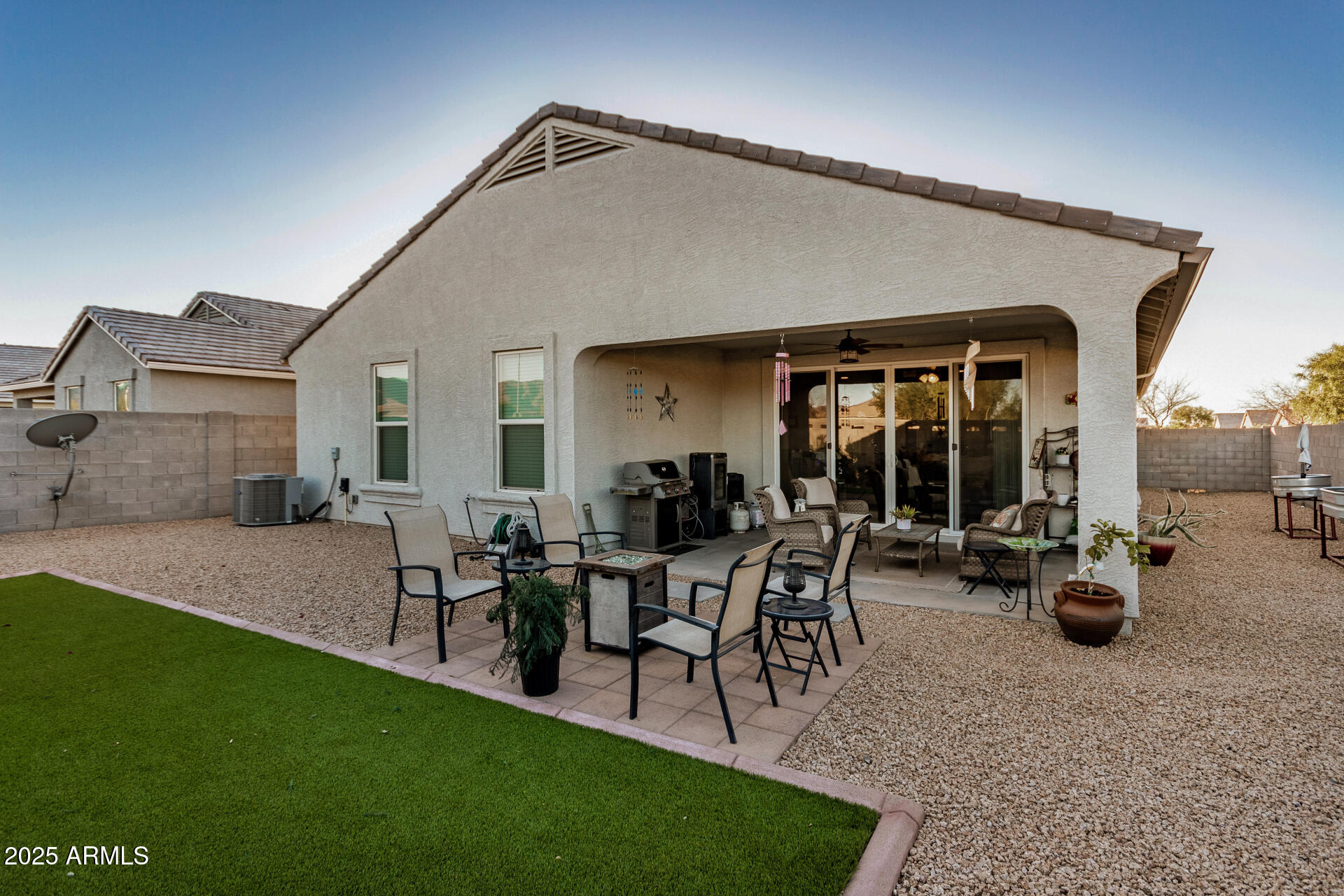 8027 S 43RD Drive