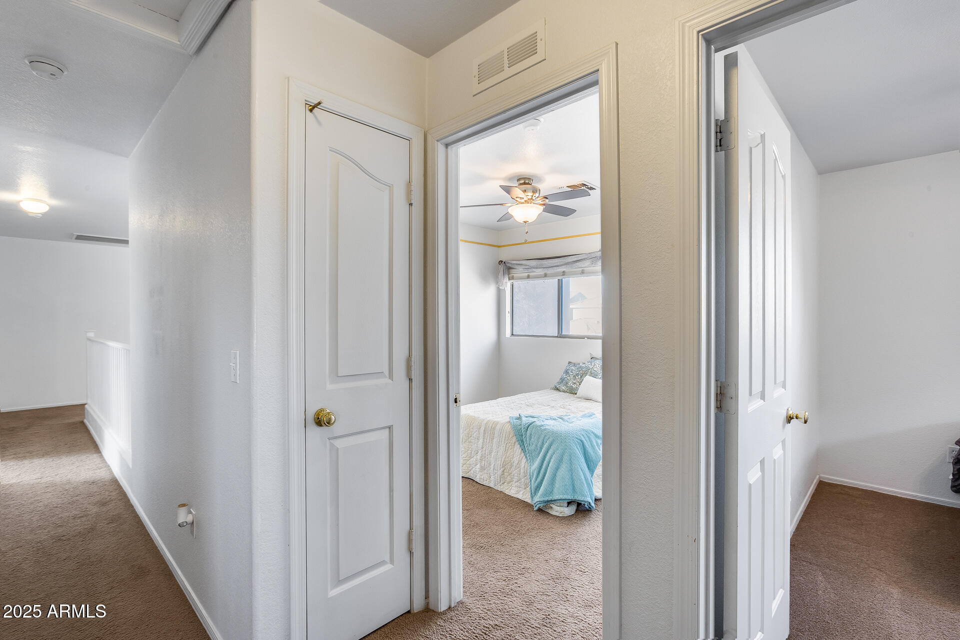 3215 W MOLLY Lane