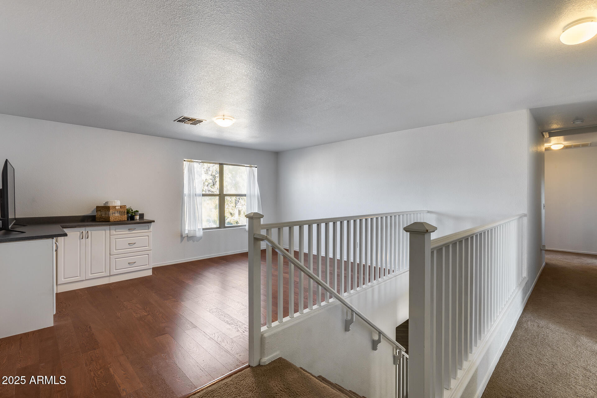 3215 W MOLLY Lane