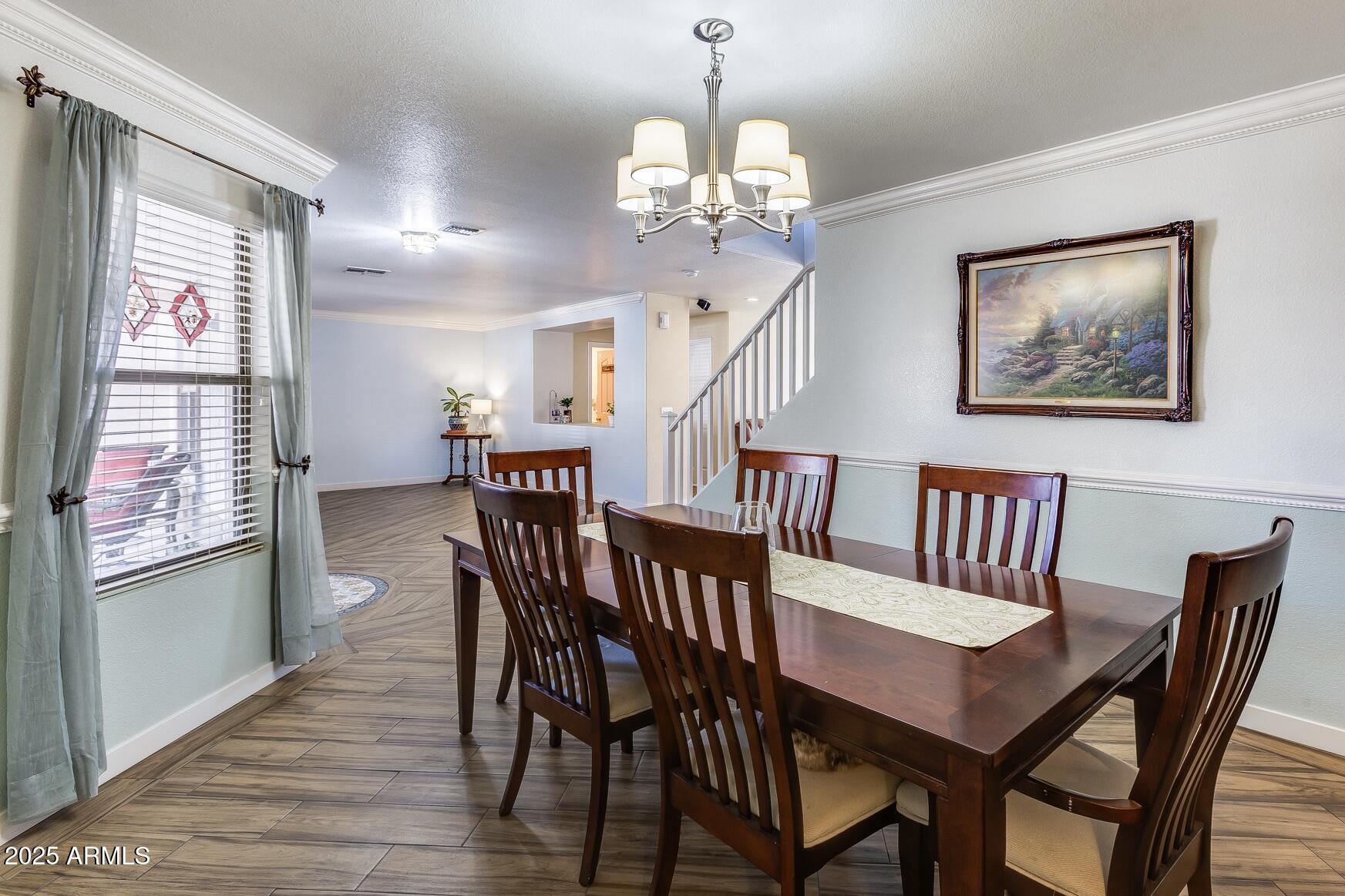 3215 W MOLLY Lane