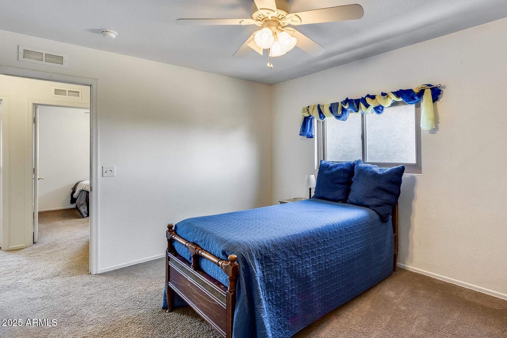 3215 W MOLLY Lane