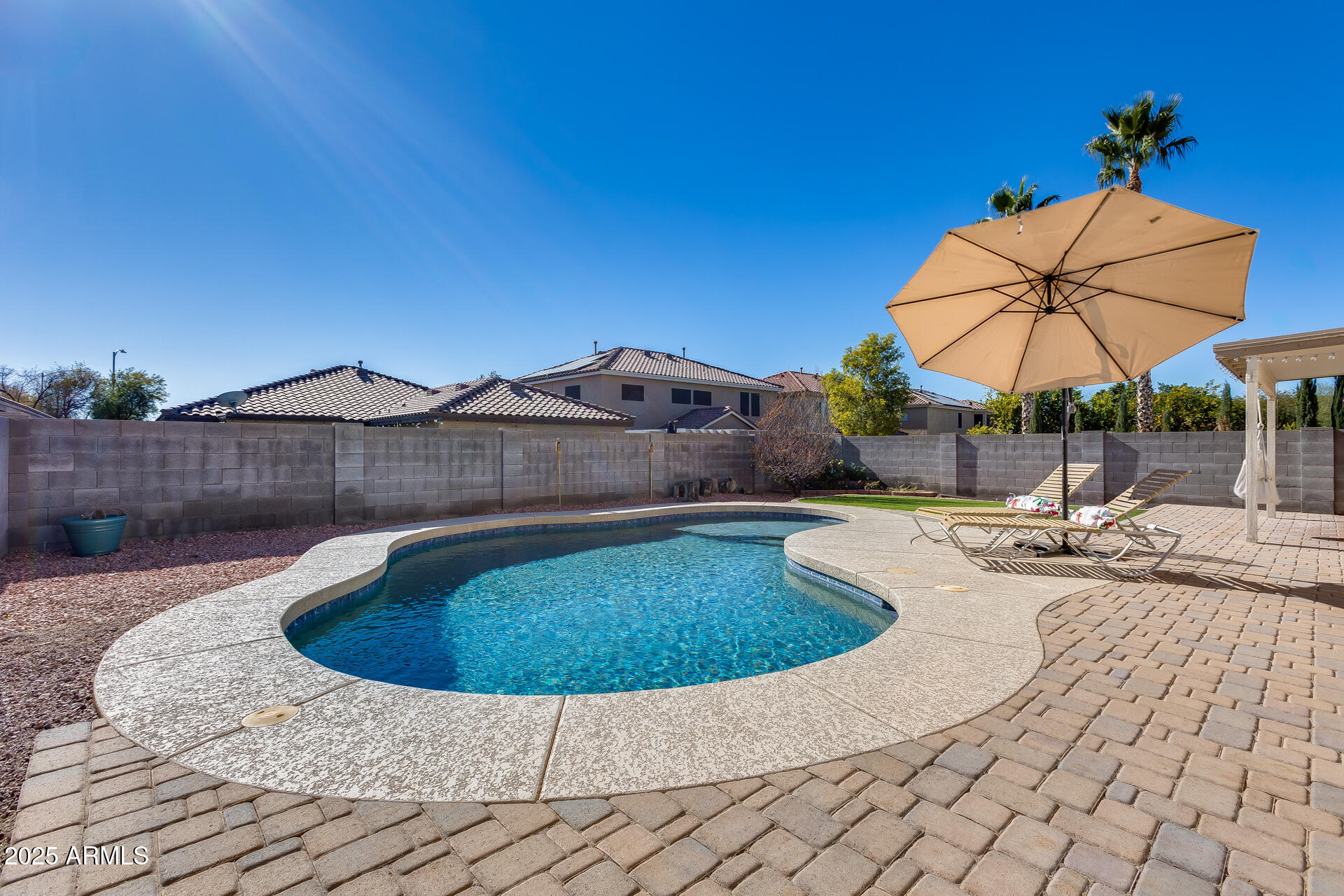 3215 W MOLLY Lane