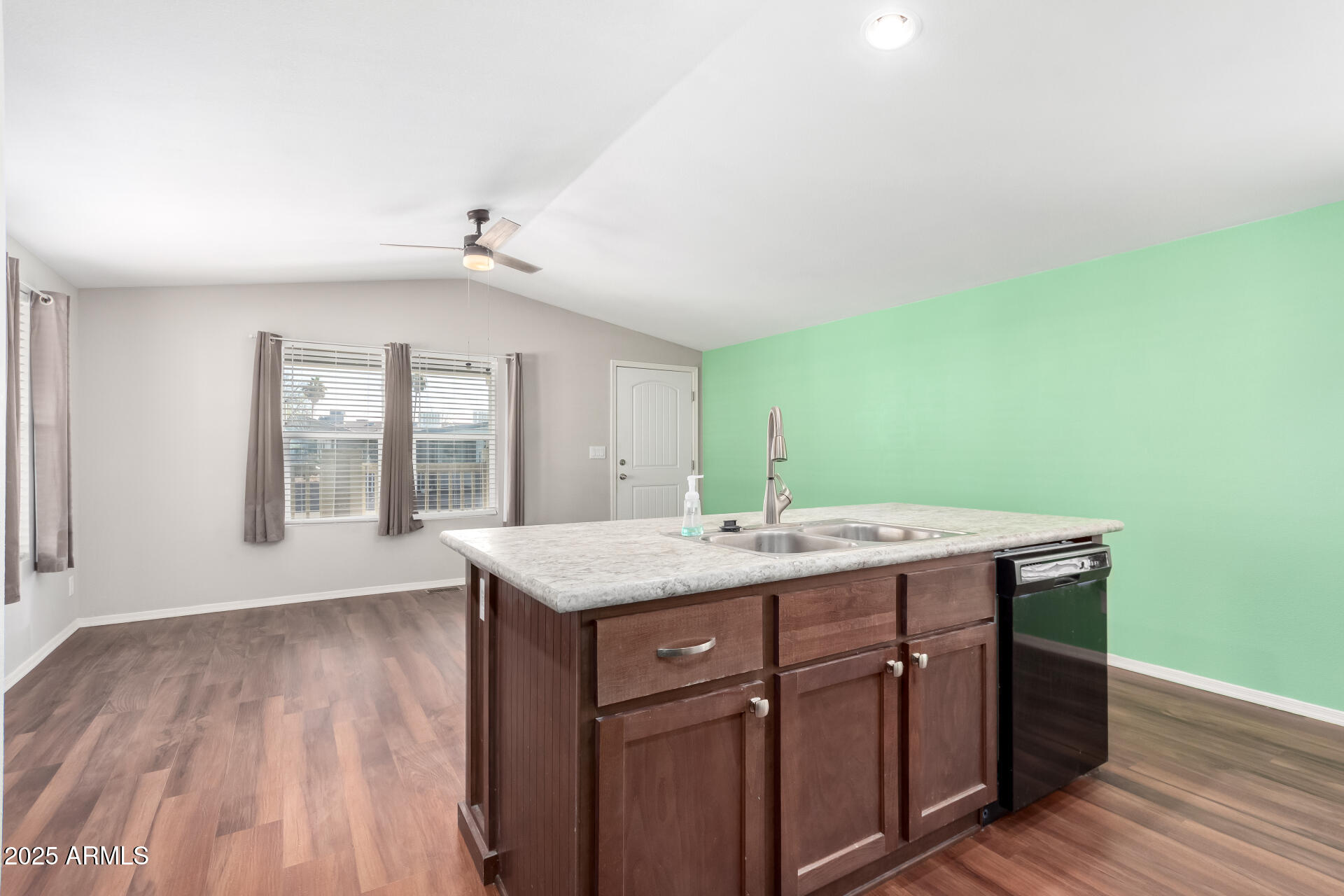 3104 E BROADWAY Road, 9