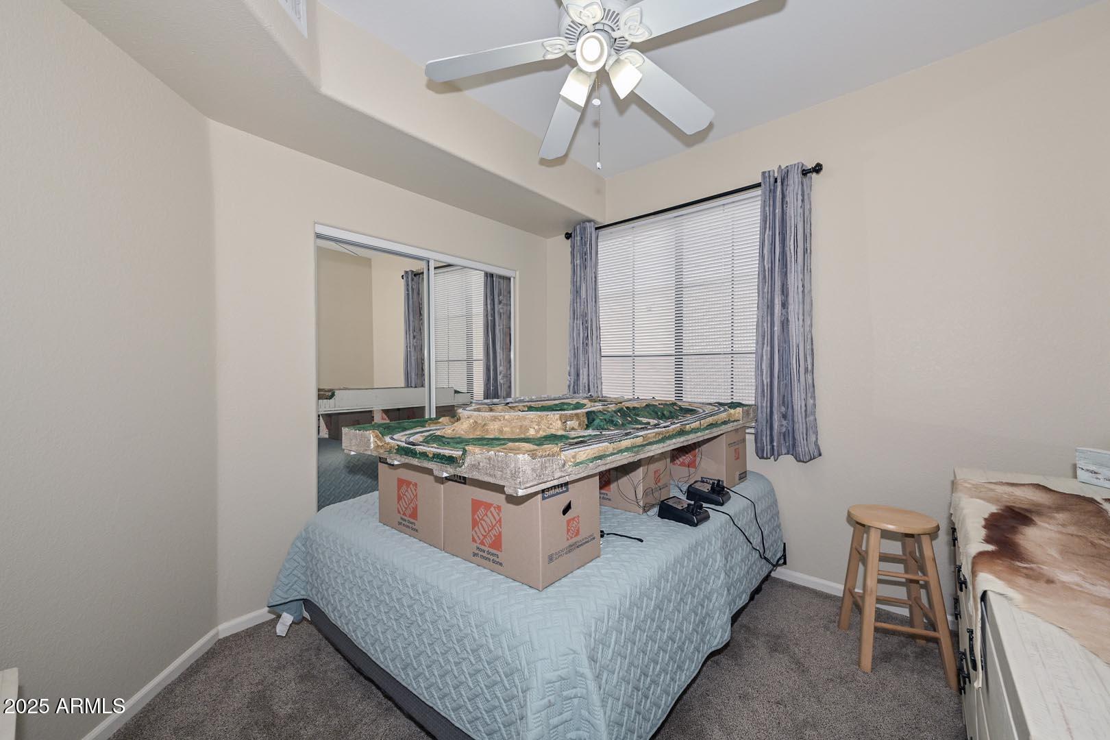 1001 N PASADENA, 128