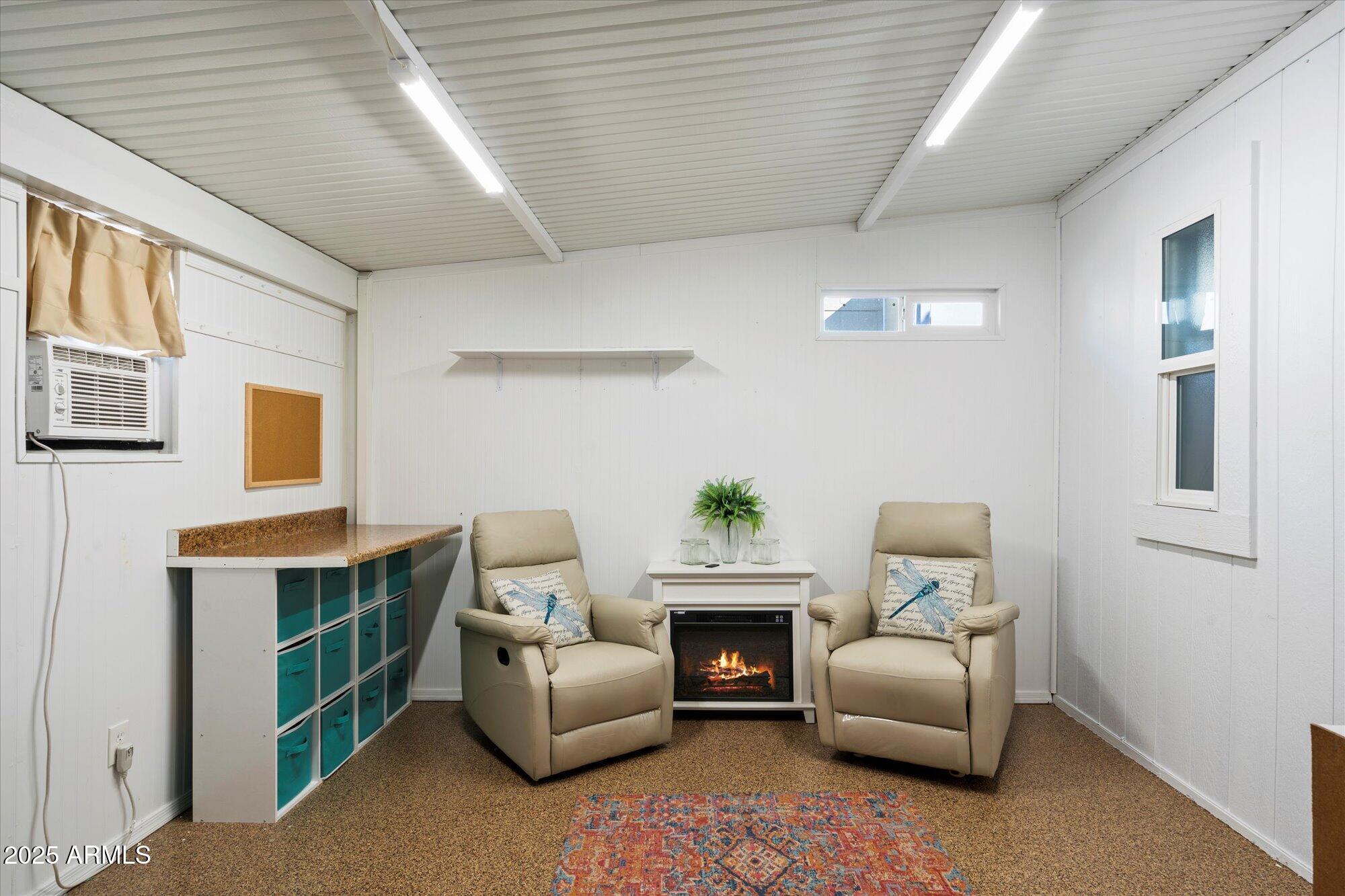 650 N Hawes Road, 3510