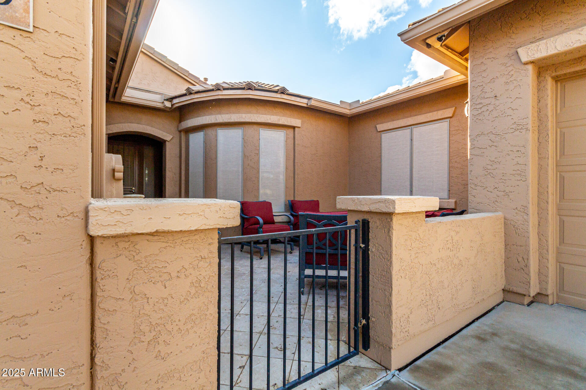 18145 W LAS PALMARITAS Drive
