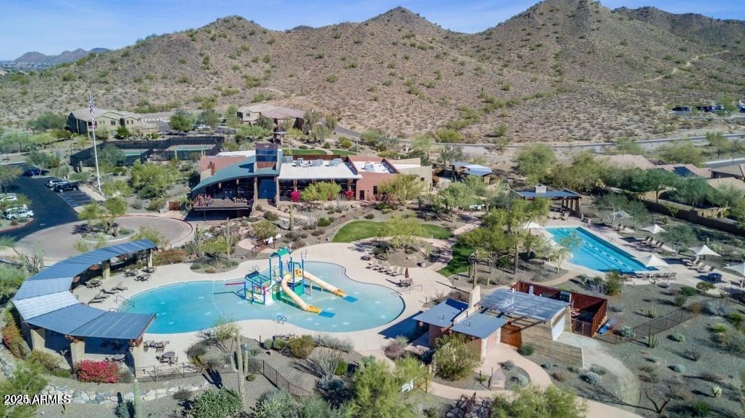 1956 W BLACK HILL Road