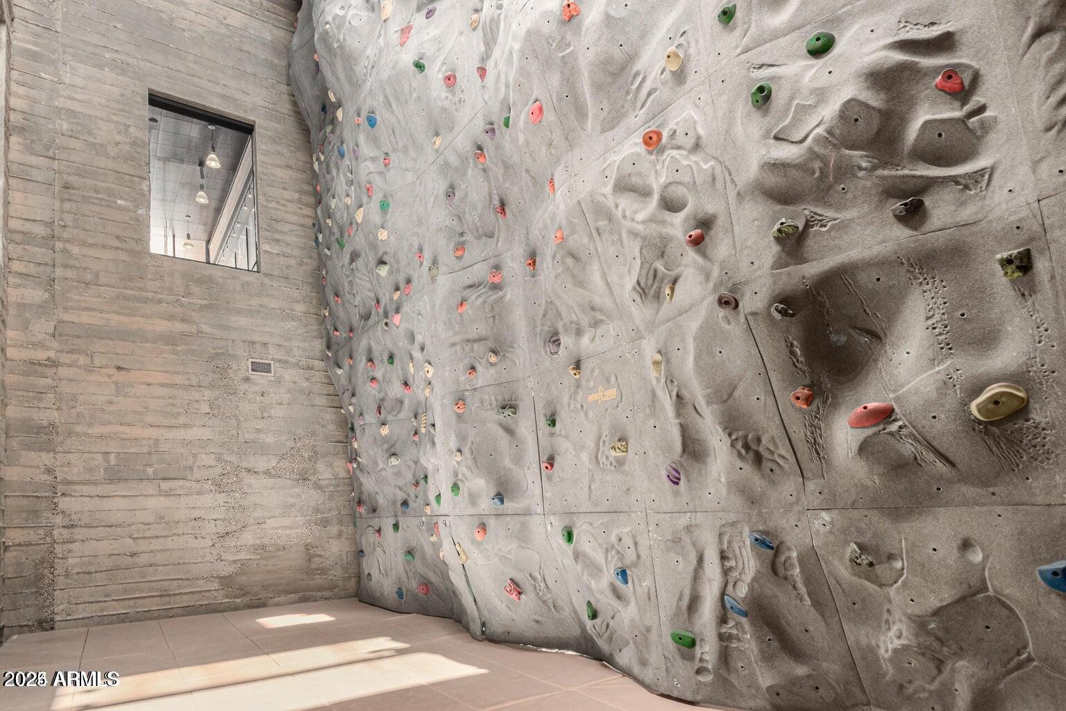 1956 W BLACK HILL Road