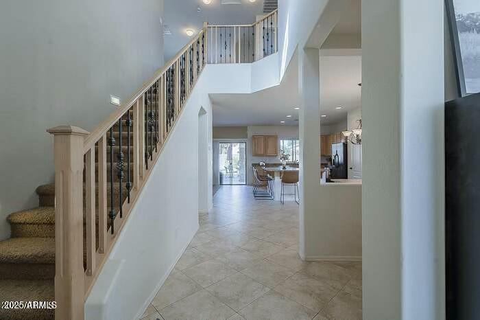 2910 W WILLIAM Lane