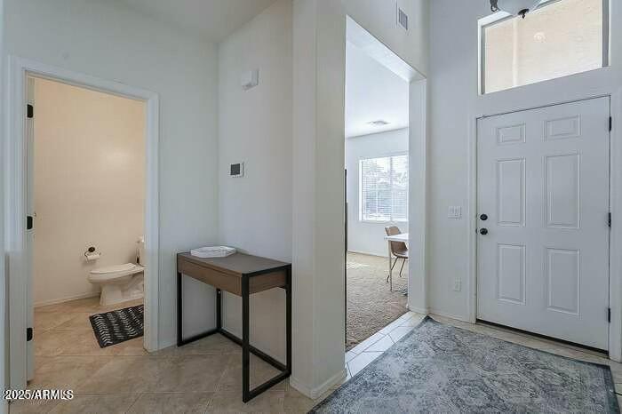 2910 W WILLIAM Lane