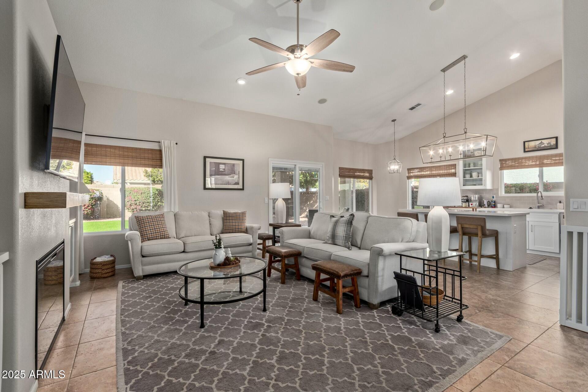 4220 E THISTLE LANDING Drive