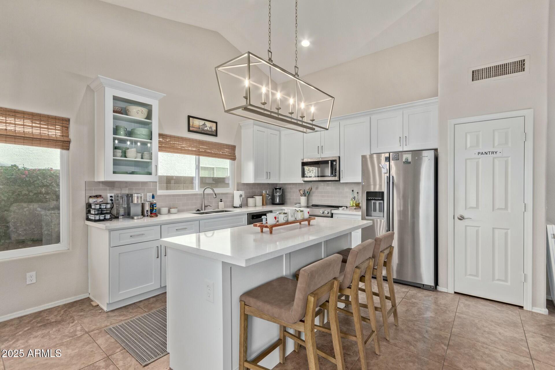 4220 E THISTLE LANDING Drive