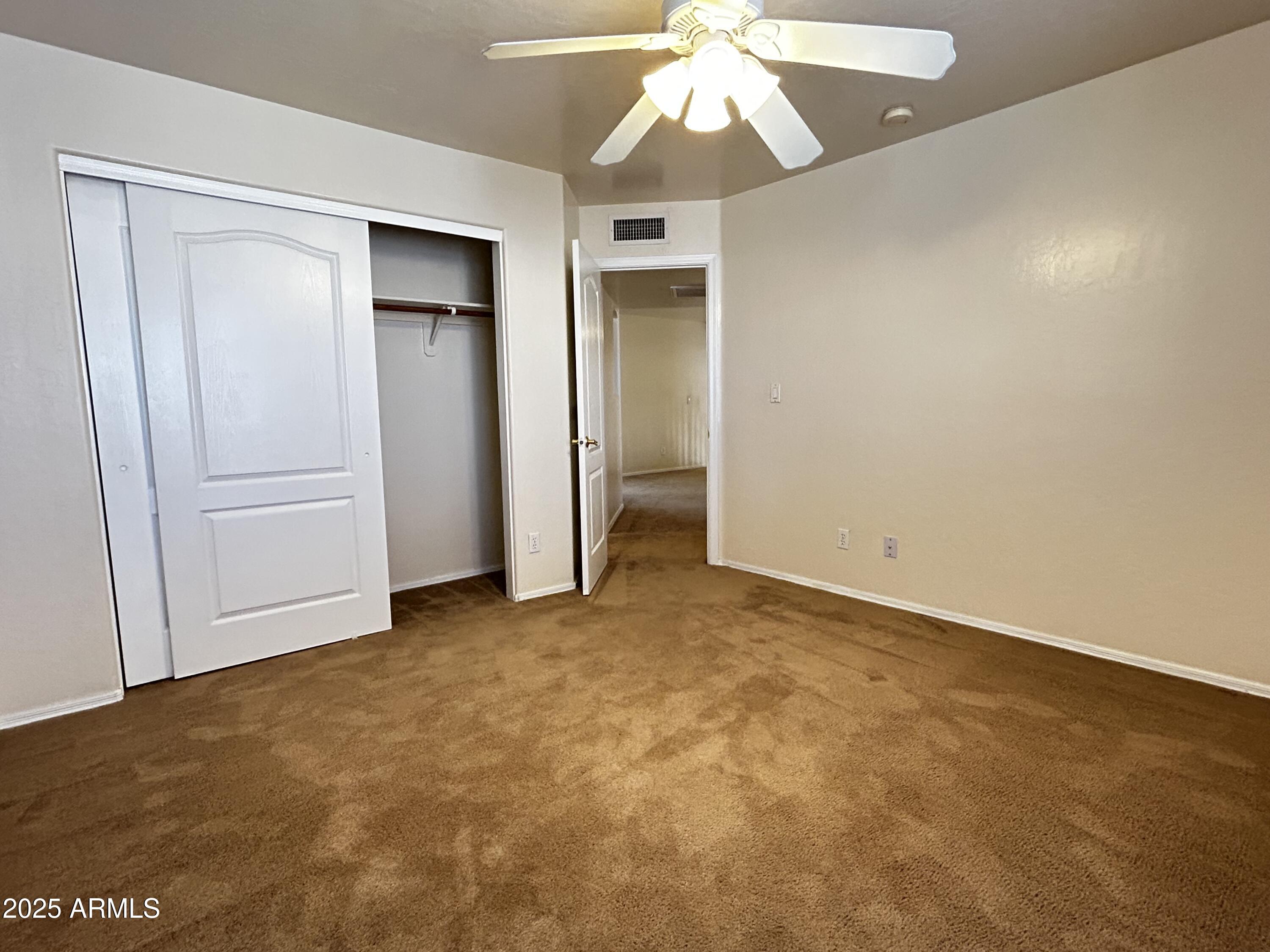 1835 W LEAH Lane