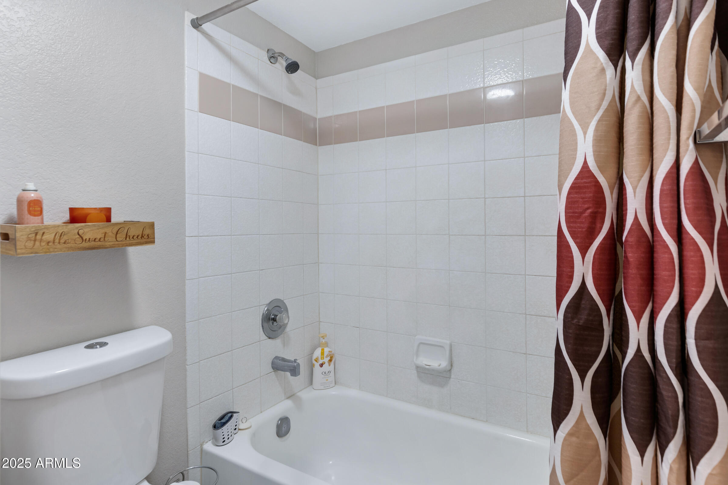 625 S Westwood, 102