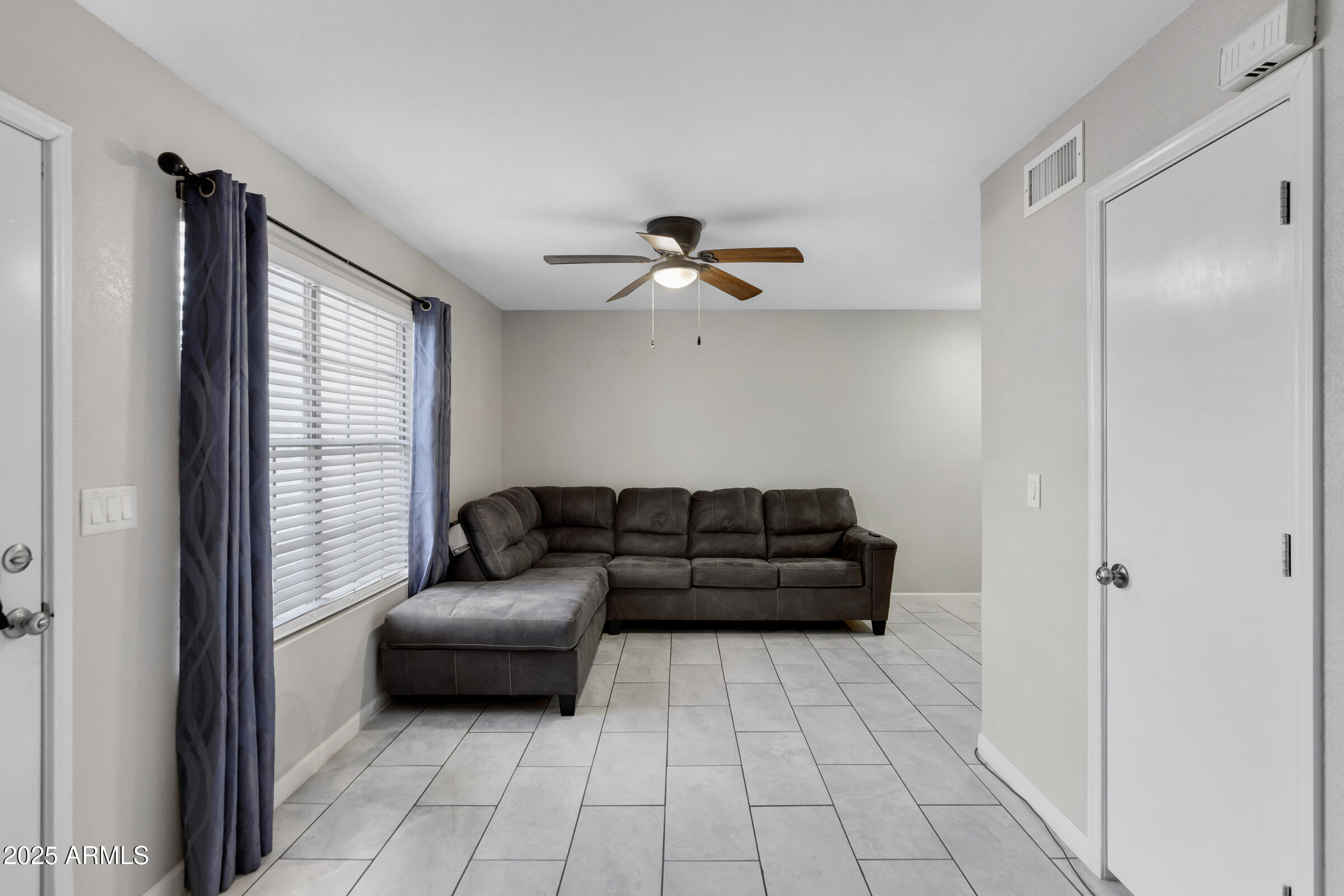 625 S Westwood, 102