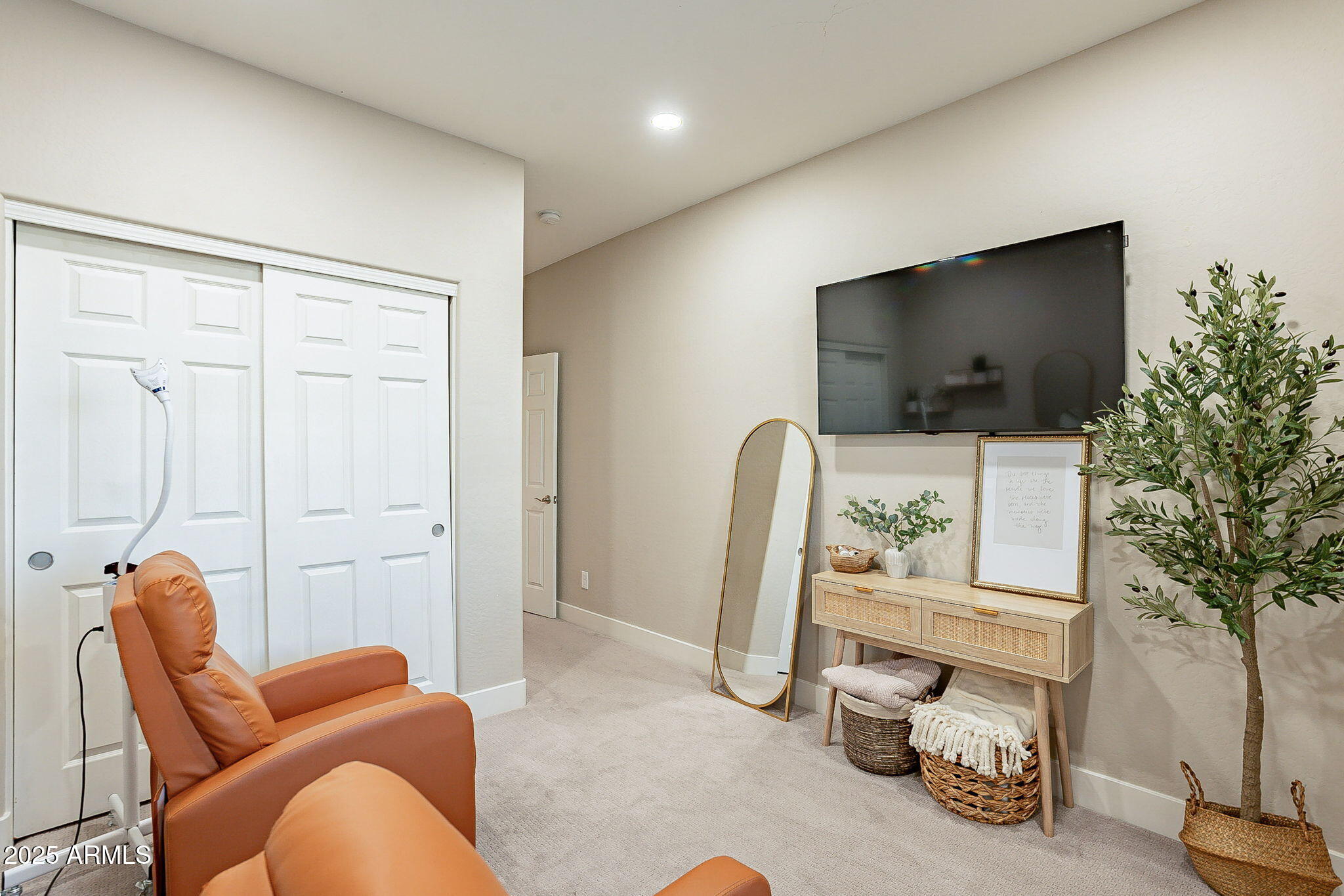 12133 W DESERT MOON Way